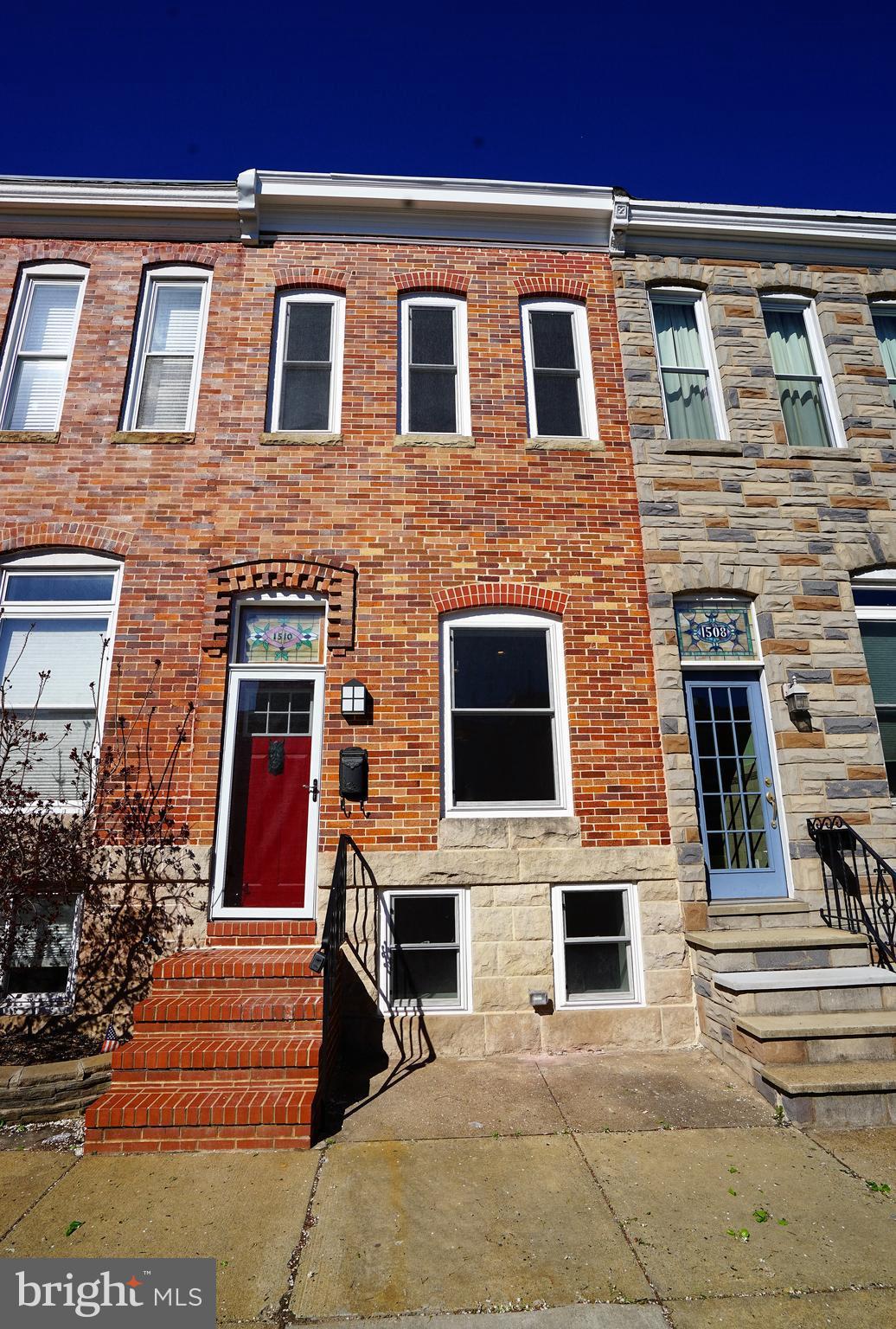 RIVERSIDE - Residential Lease