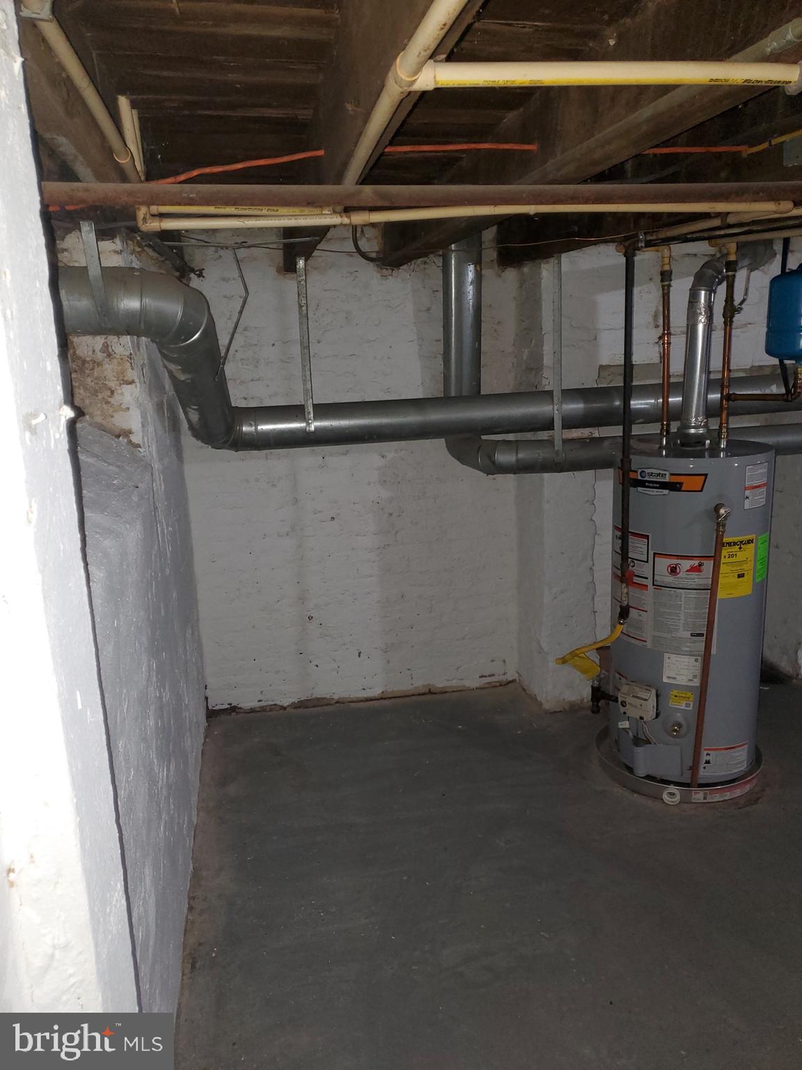 UPTON - Residential Lease