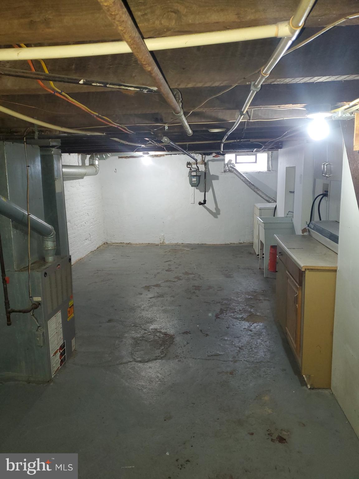 UPTON - Residential Lease