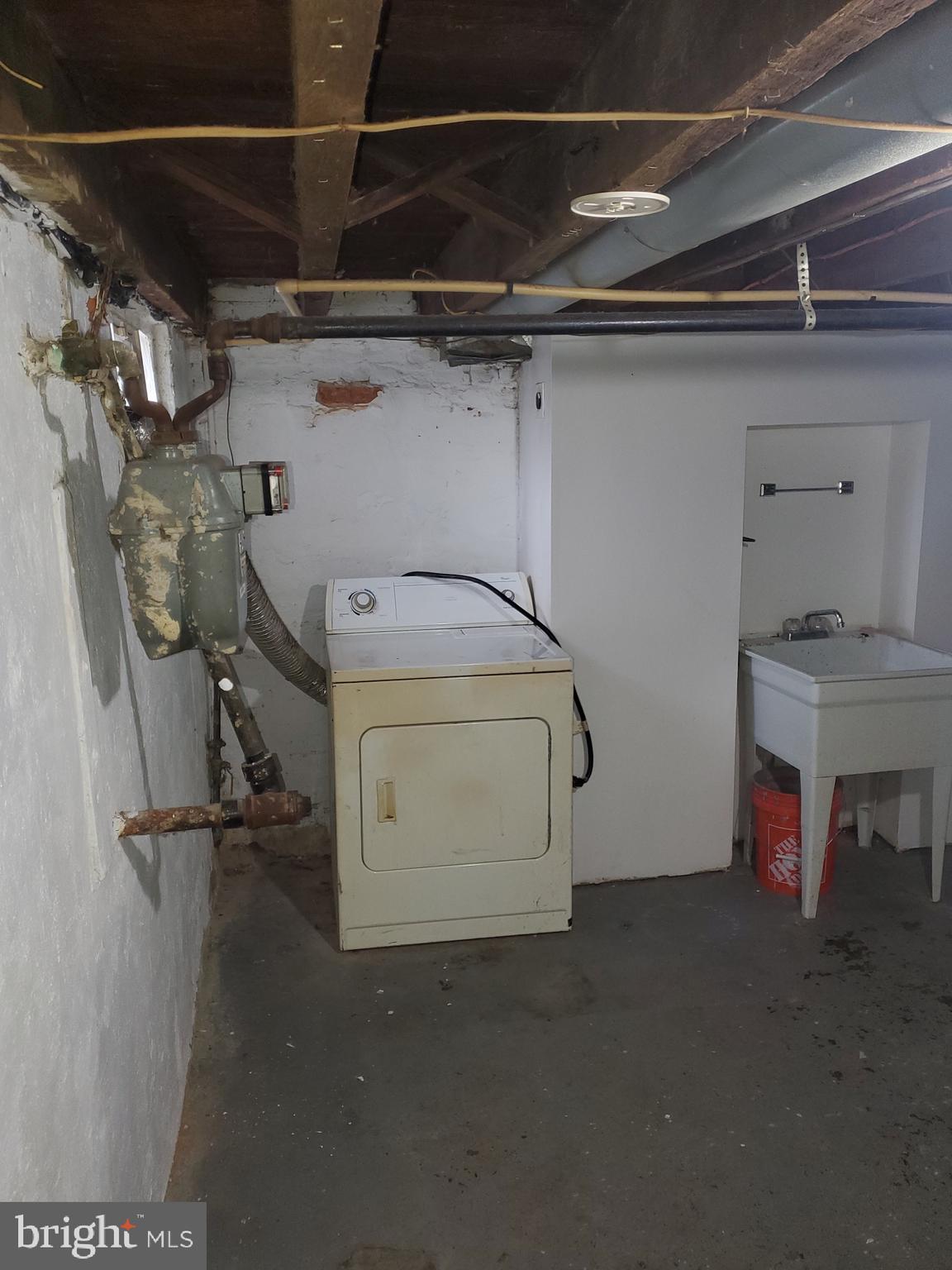 UPTON - Residential Lease