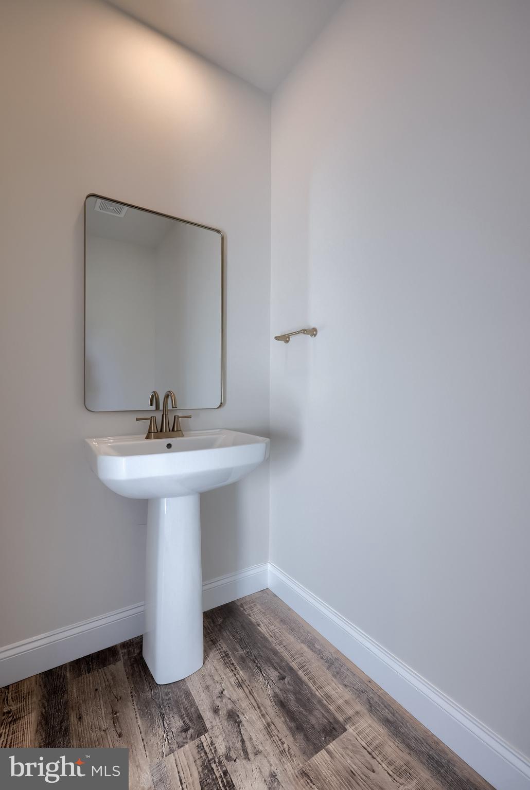 DONWOOD ESTATES - Residential