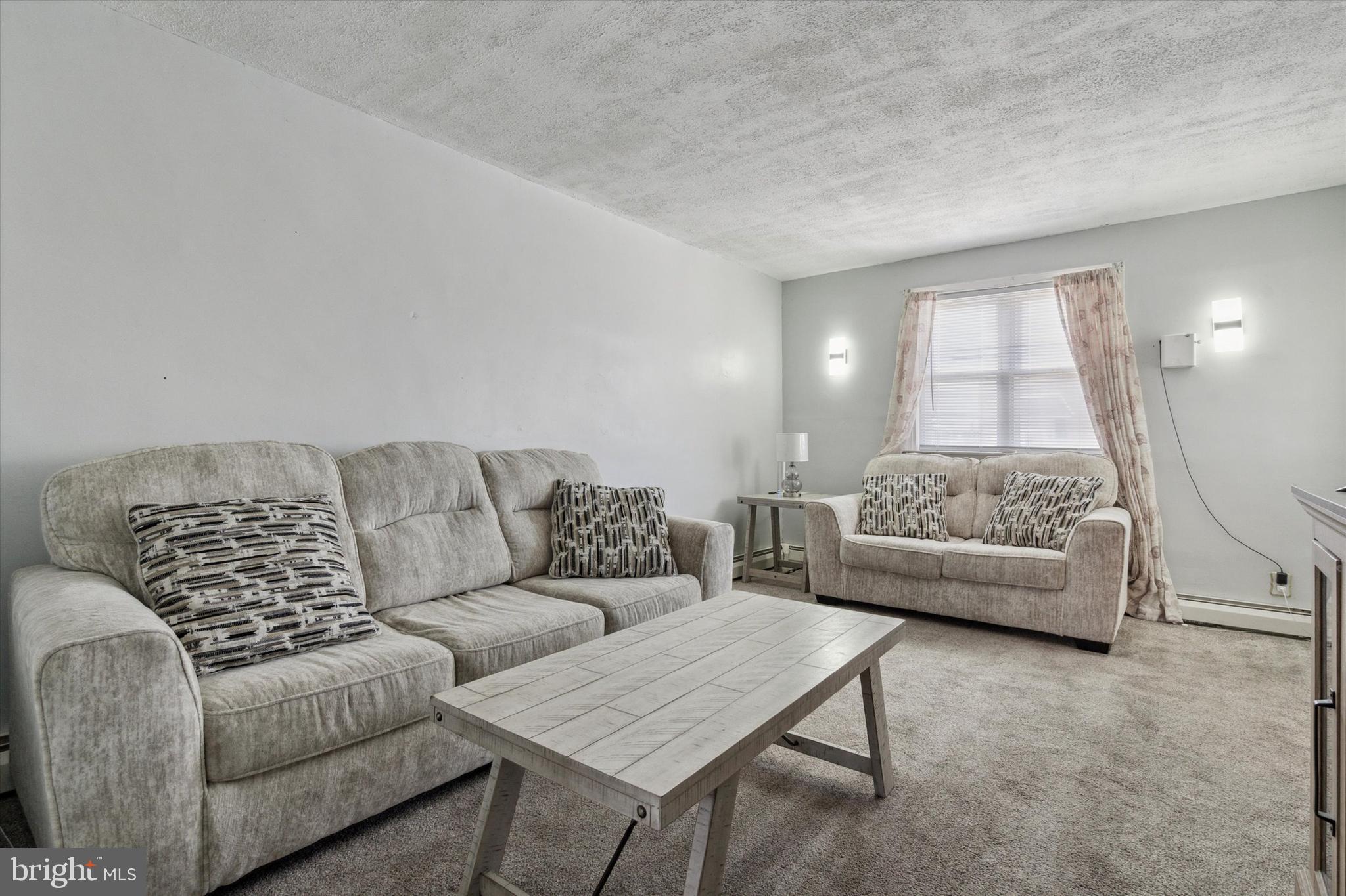 FELTONVILLE - Residential