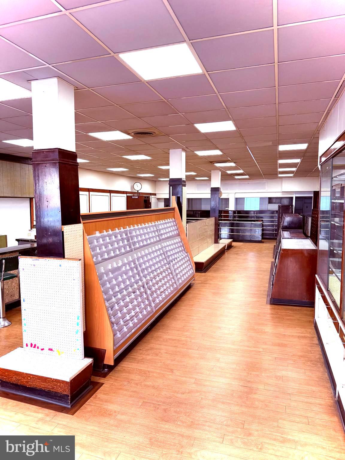 CITY OF MARTINSBURG - Commercial Sale