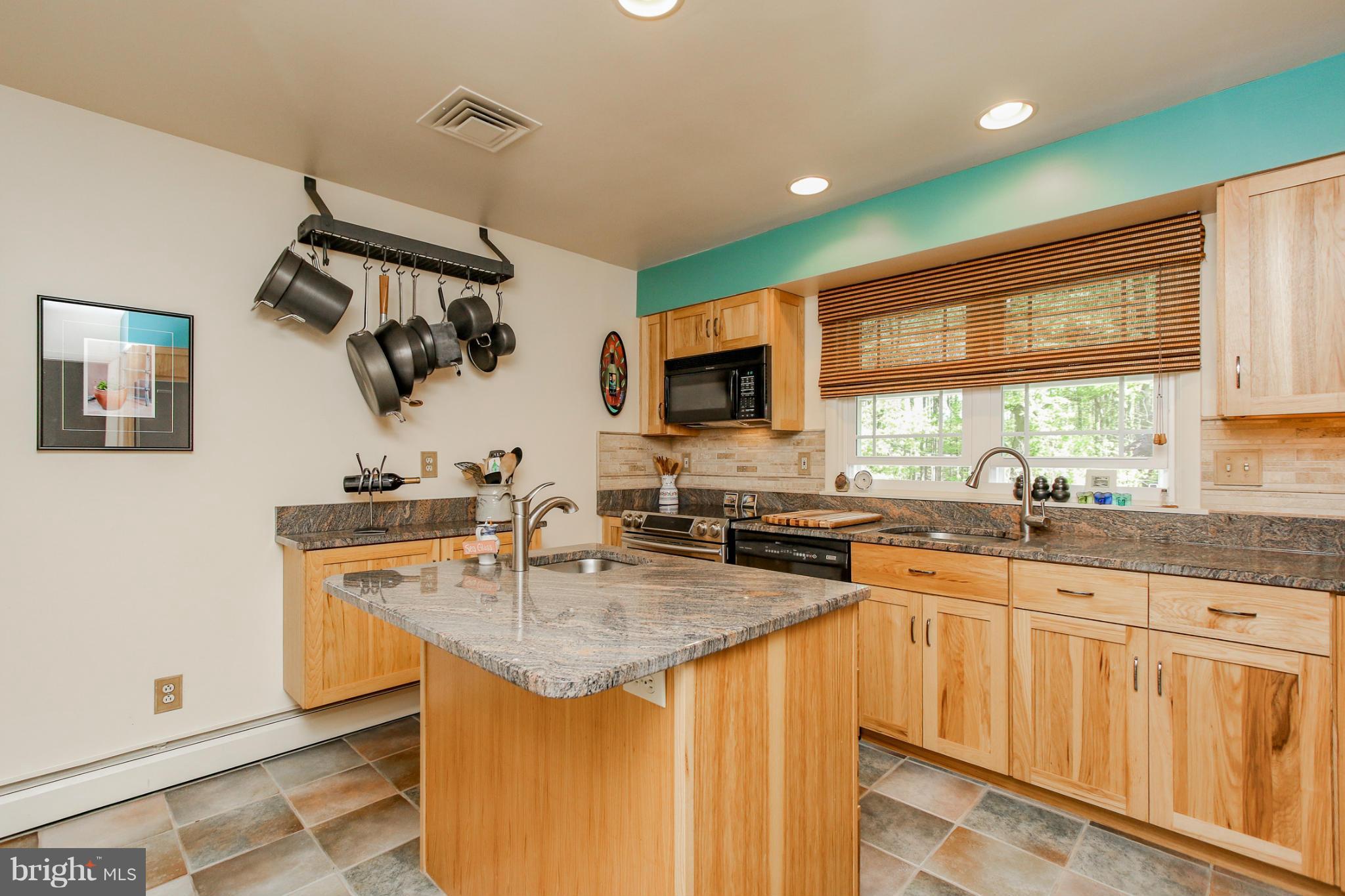 BLENHEIM MANOR - Residential