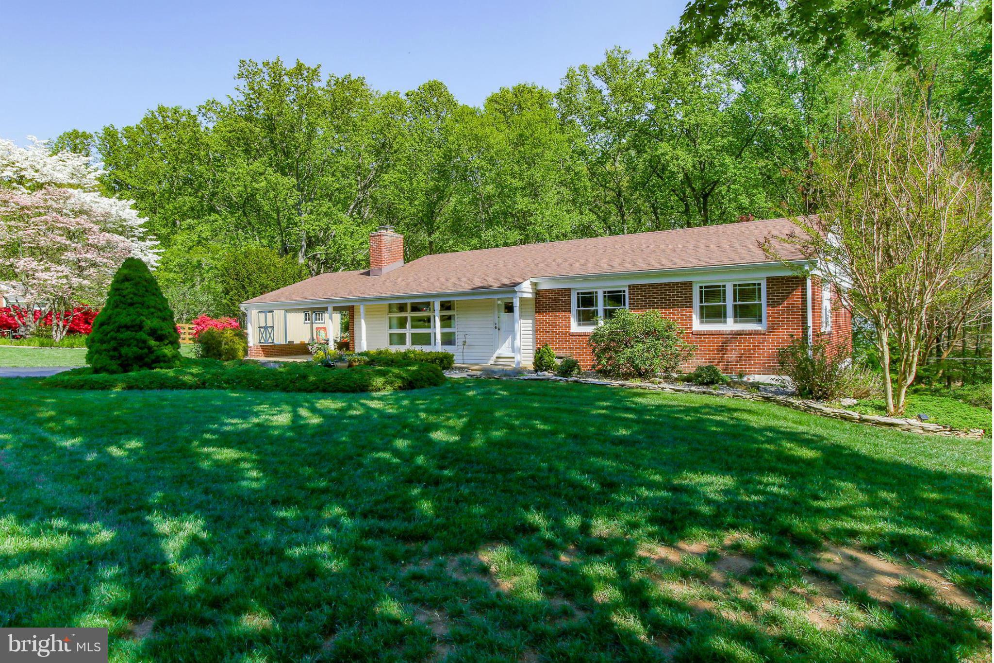 BLENHEIM MANOR - Residential