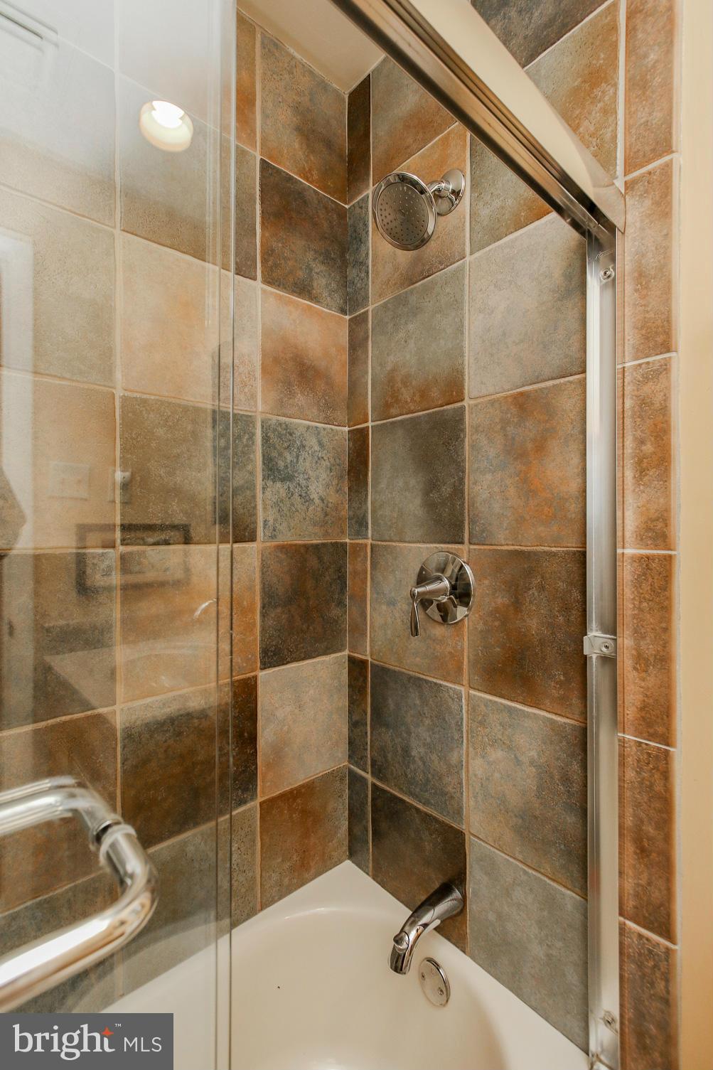 BLENHEIM MANOR - Residential