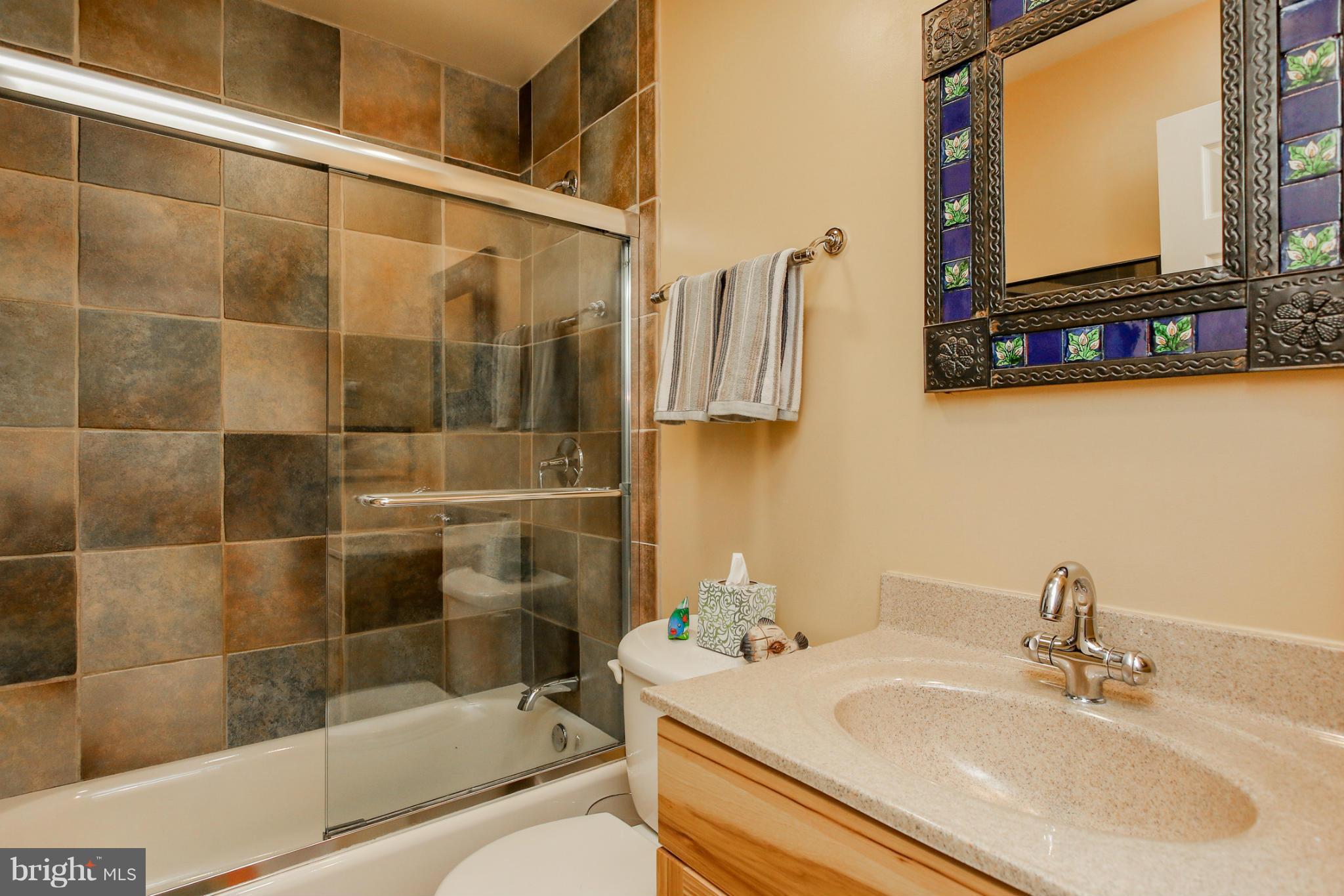 BLENHEIM MANOR - Residential