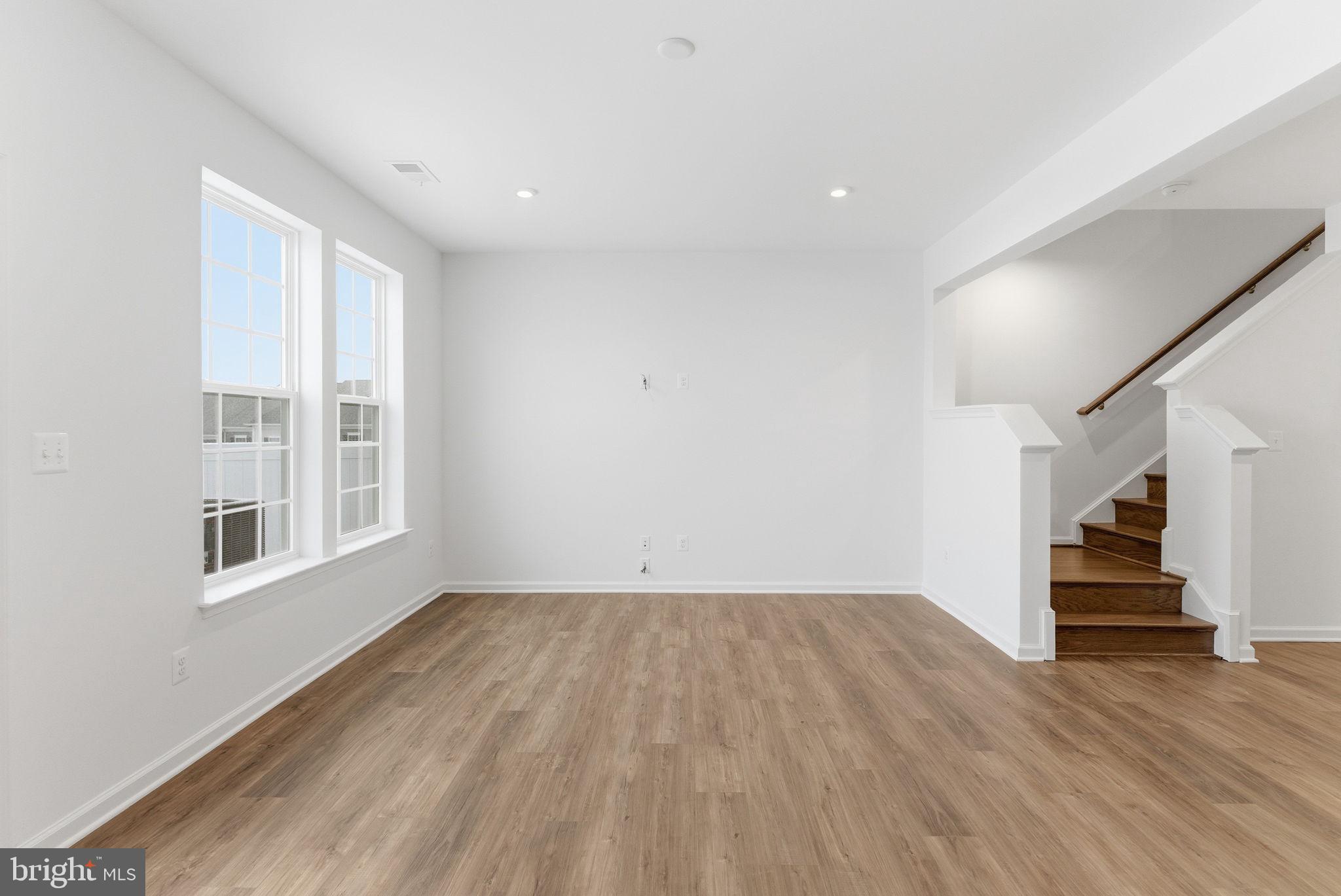 MARTINSBURG STATION - Residential