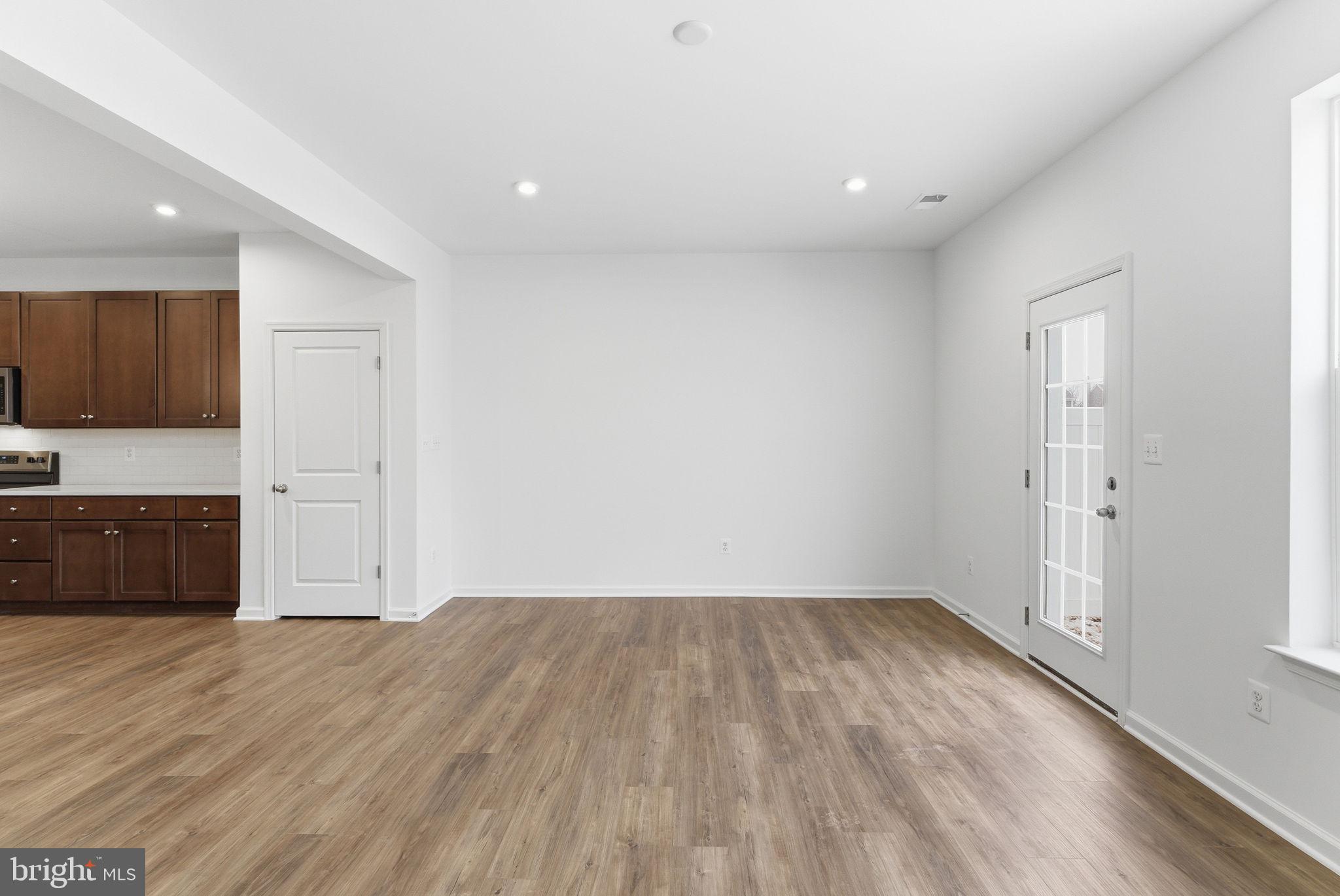 MARTINSBURG STATION - Residential