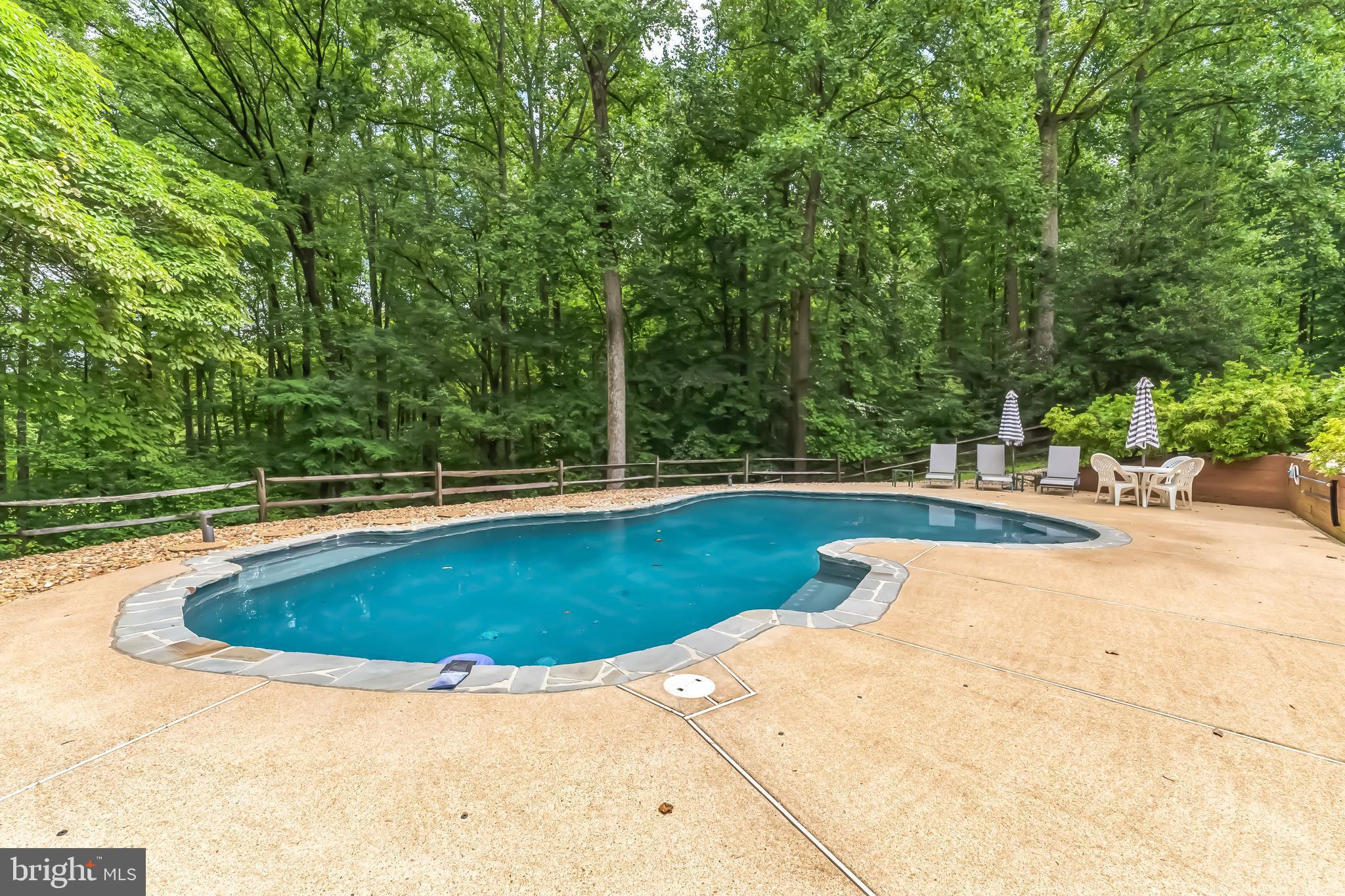 BRIARLYNN ESTATES - Residential