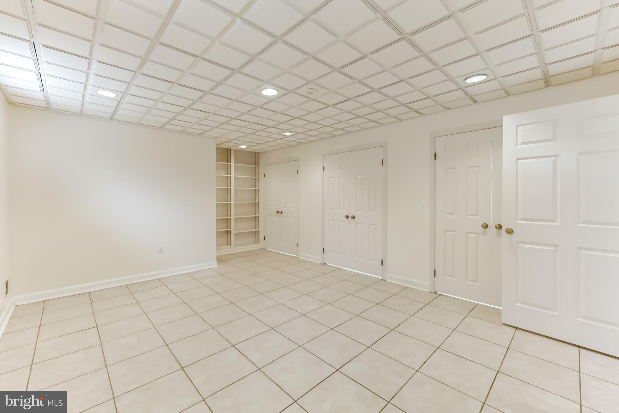 BRIARLYNN ESTATES - Residential