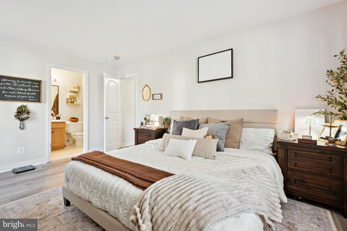 NORTH GREEN CONDOMINIUMS - Residential