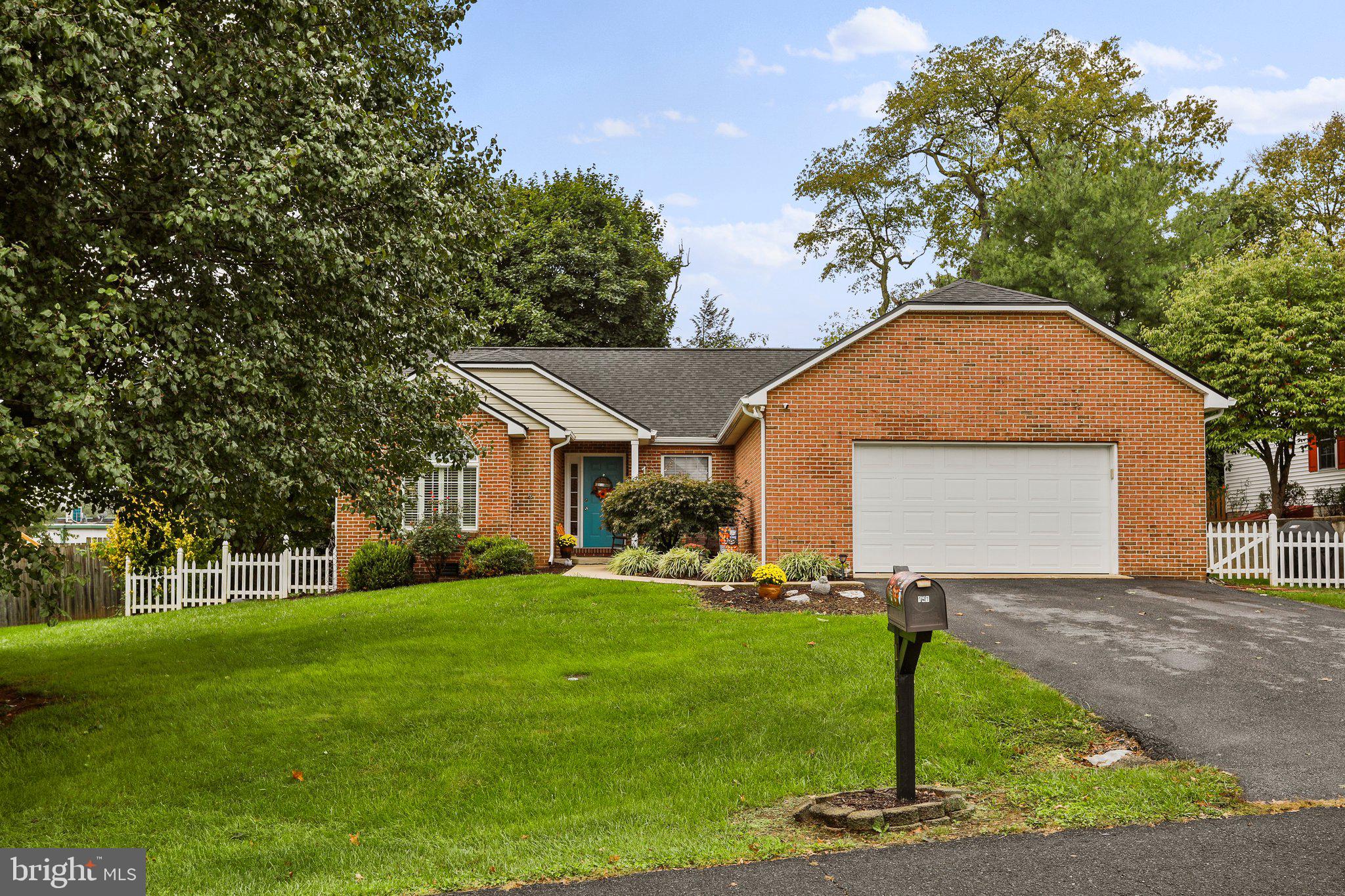 STONEPOINT - Residential