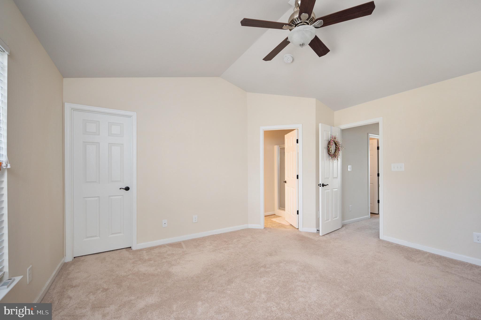 LAKESIDE - Residential