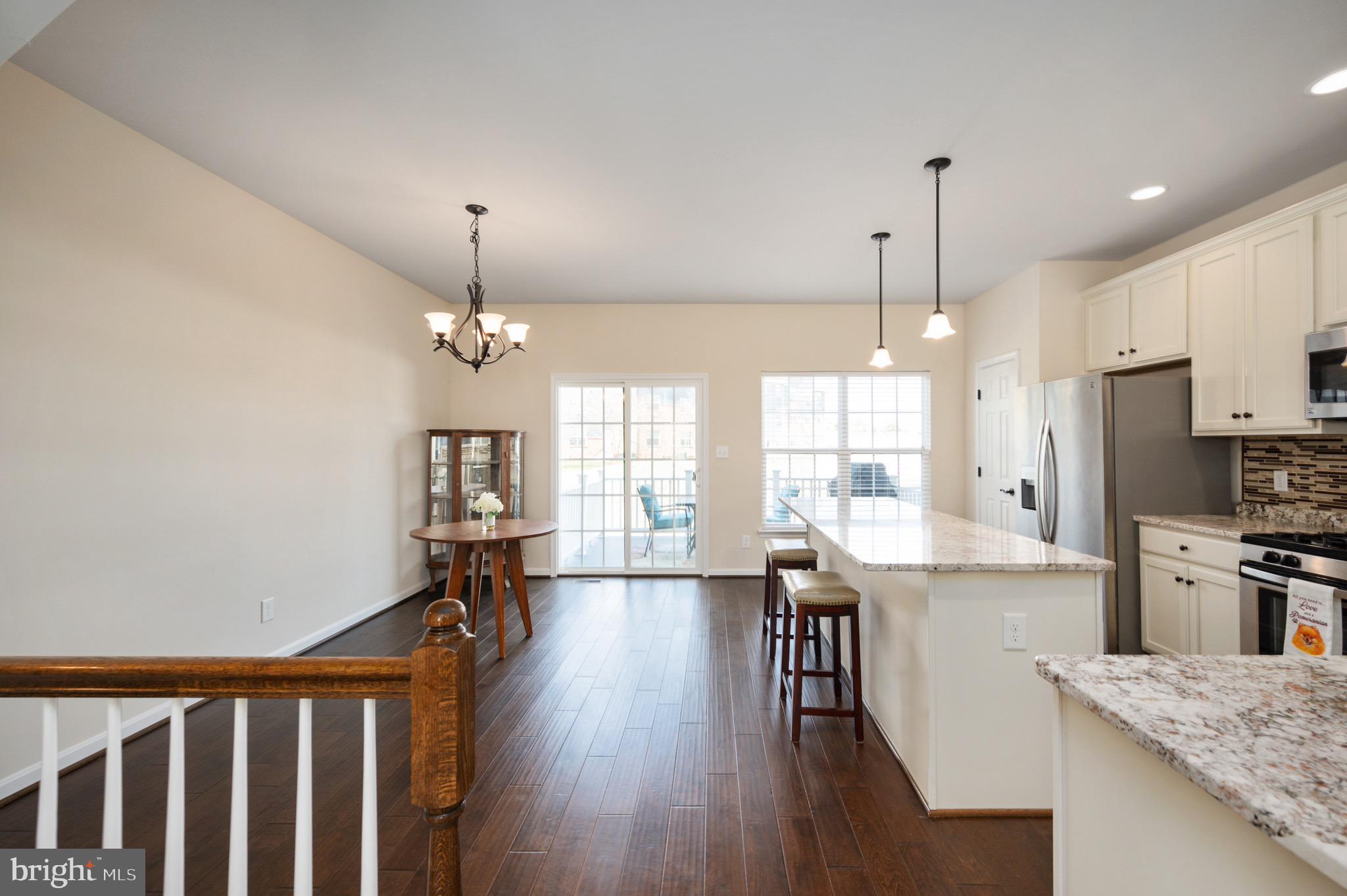 LAKESIDE - Residential