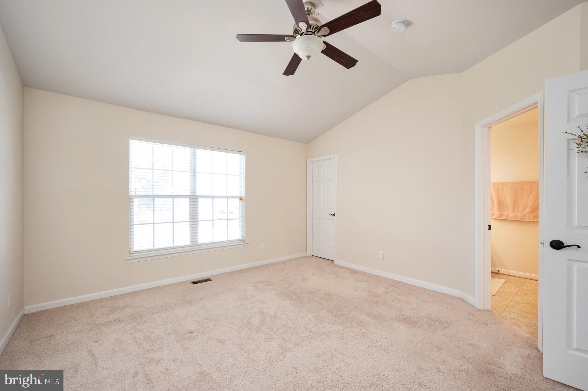 LAKESIDE - Residential