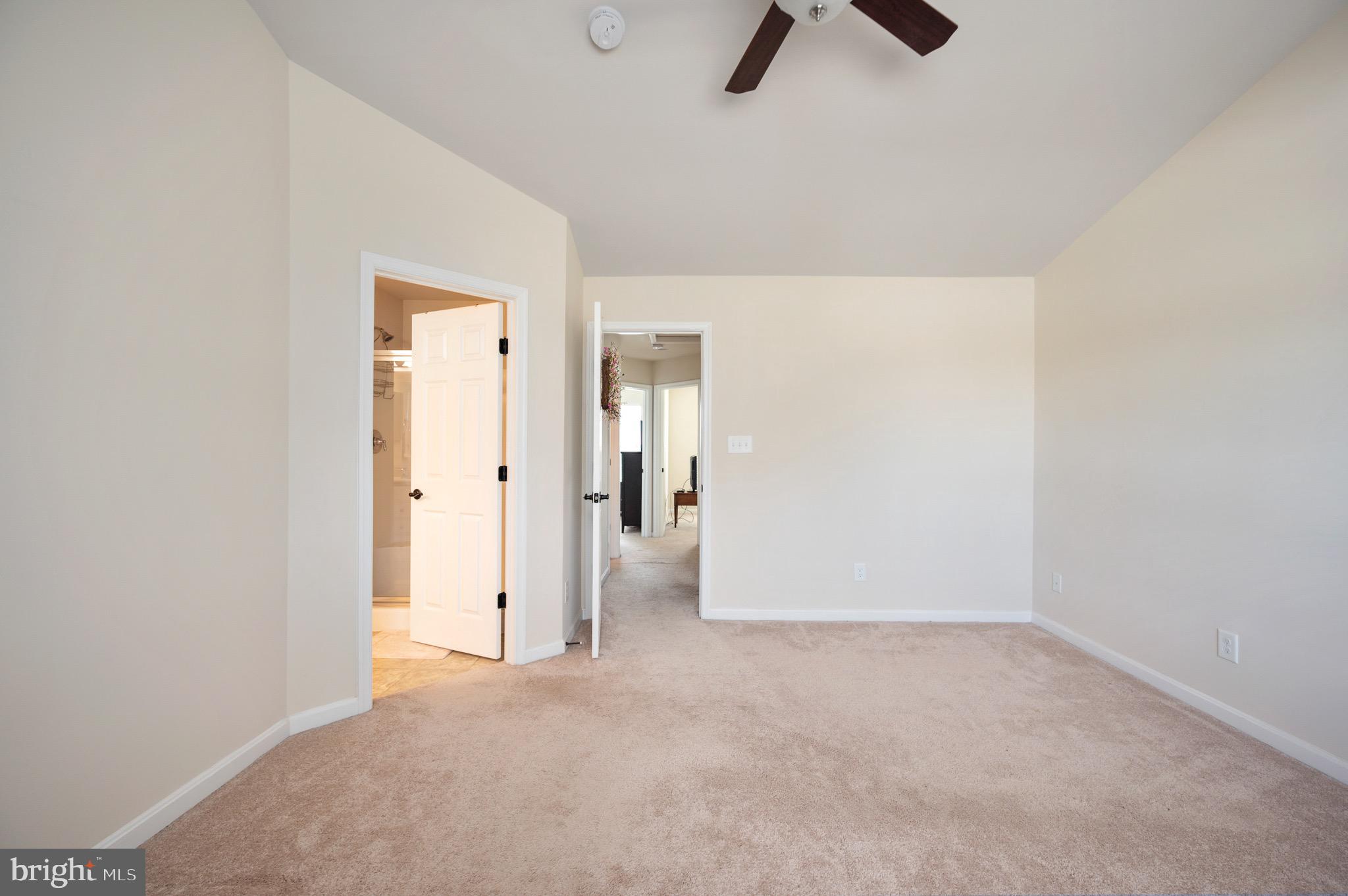 LAKESIDE - Residential