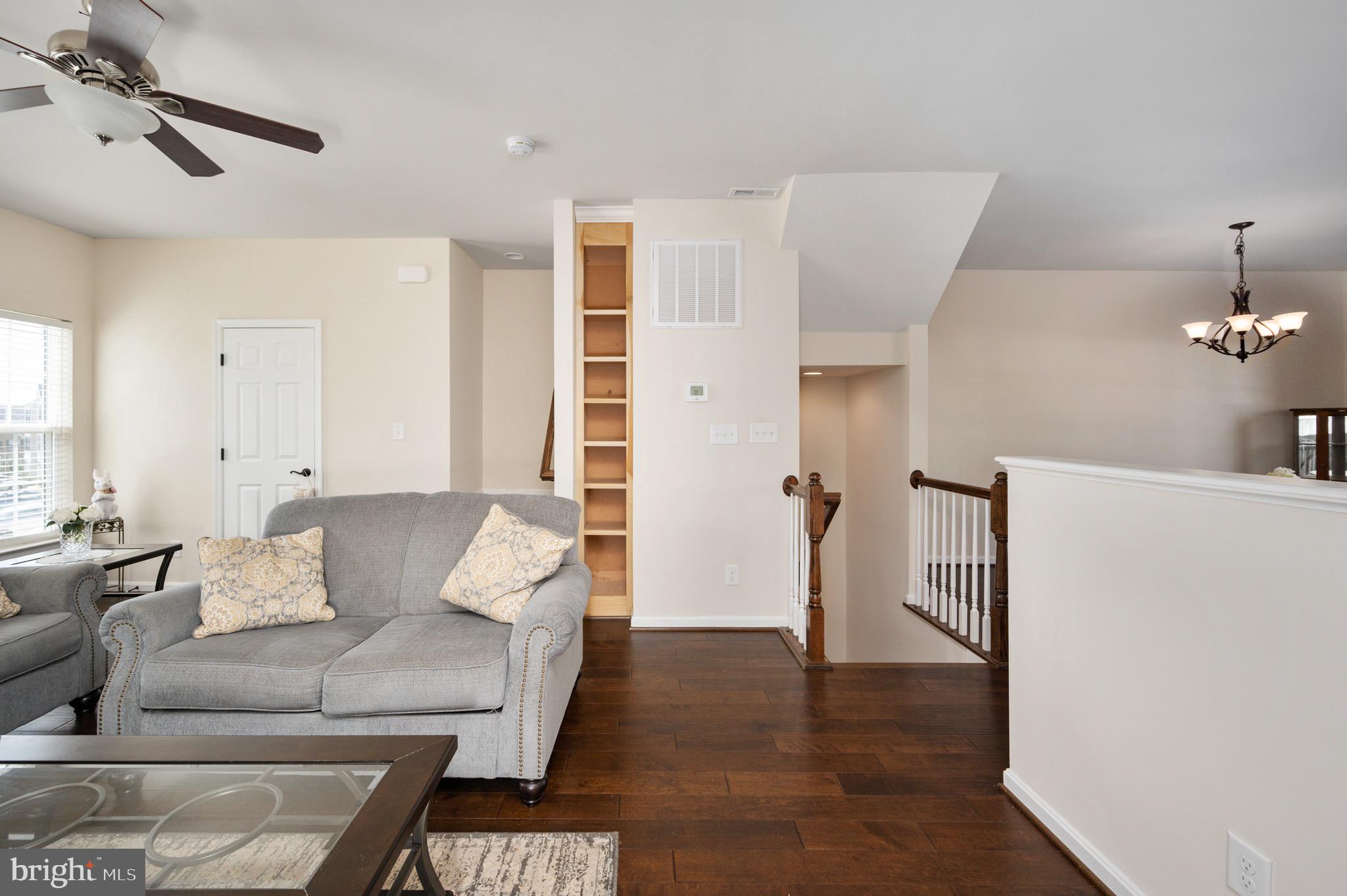 LAKESIDE - Residential