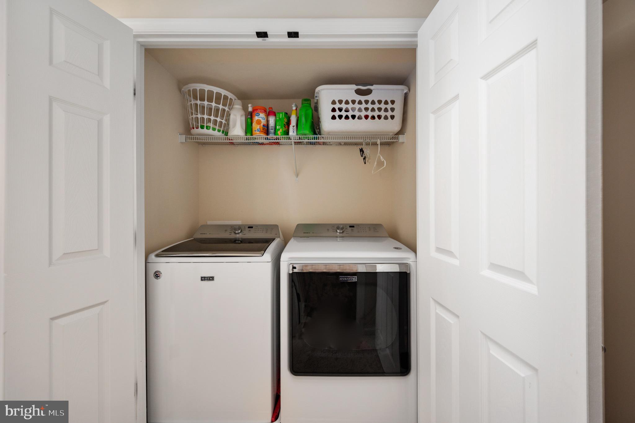 LAKESIDE - Residential