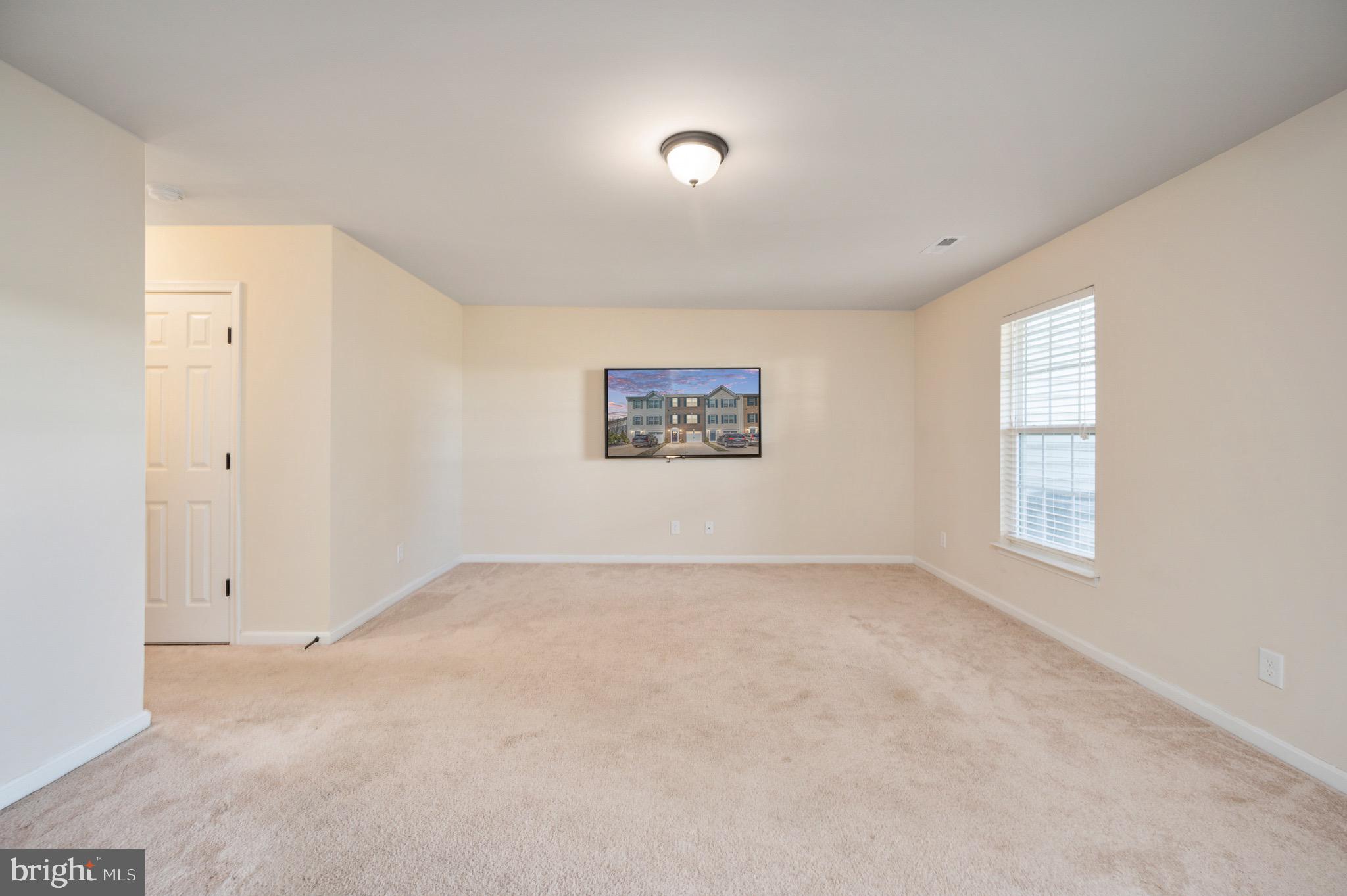 LAKESIDE - Residential