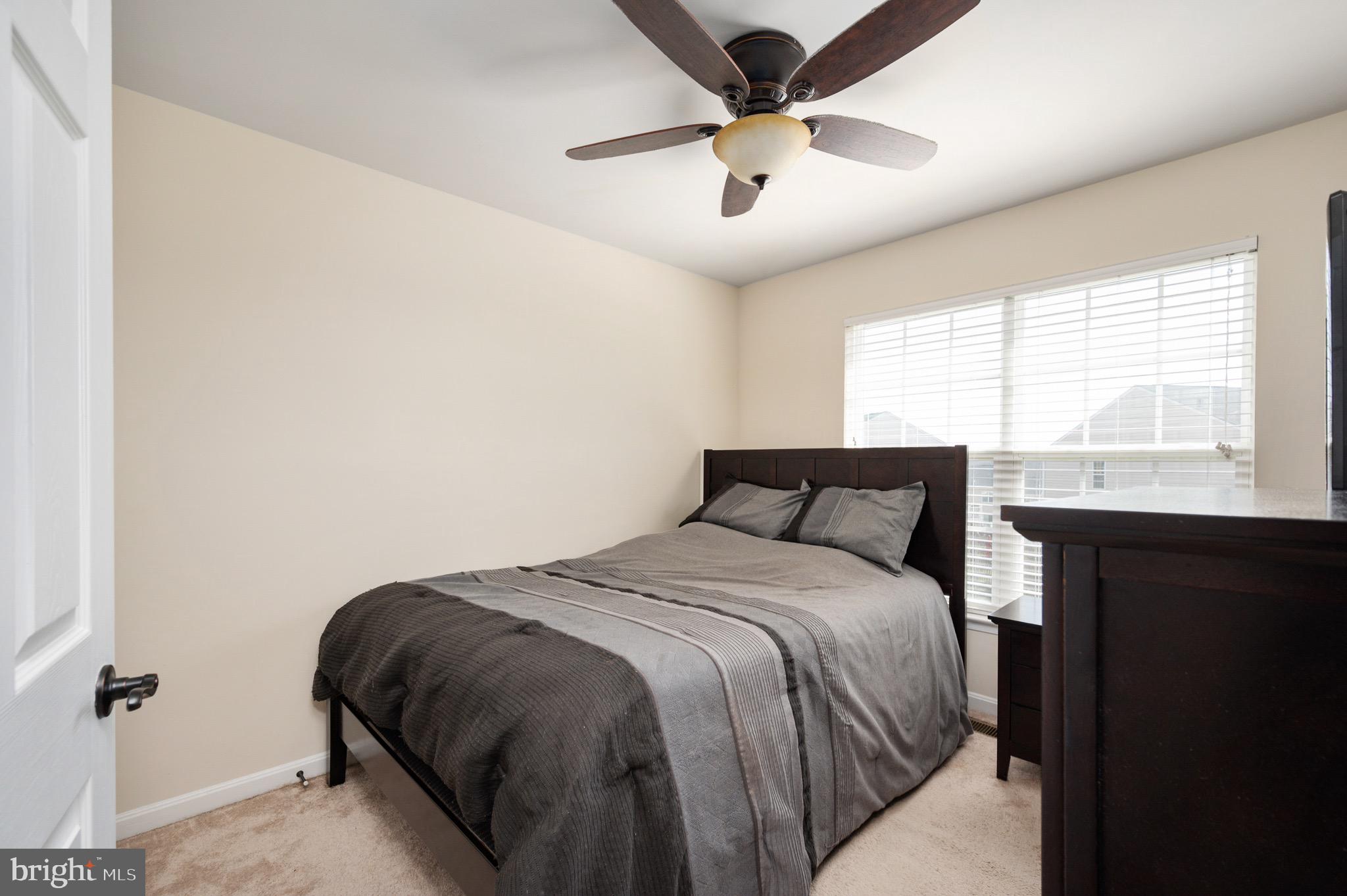 LAKESIDE - Residential