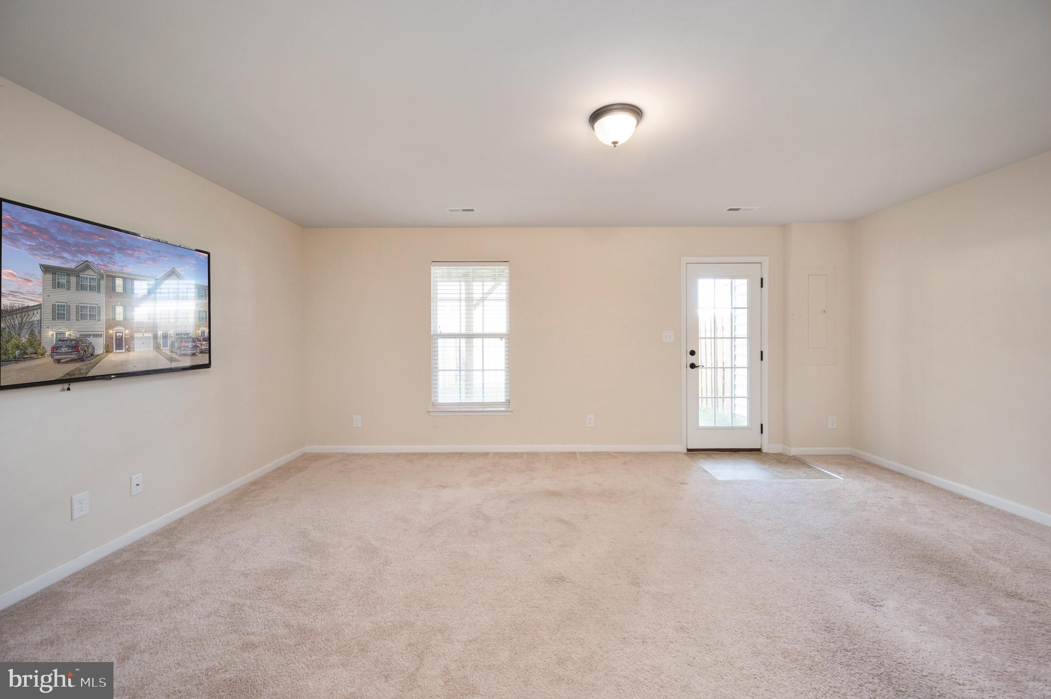 LAKESIDE - Residential