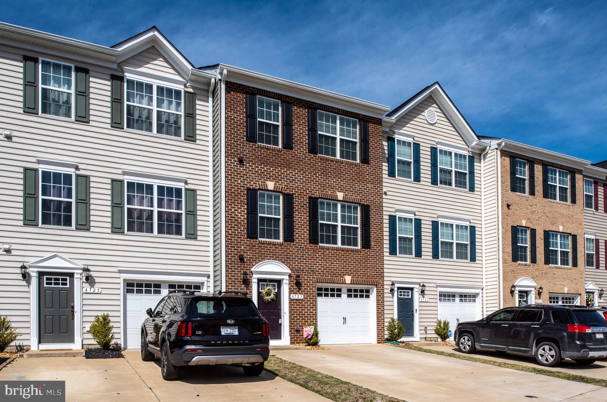 LAKESIDE - Residential