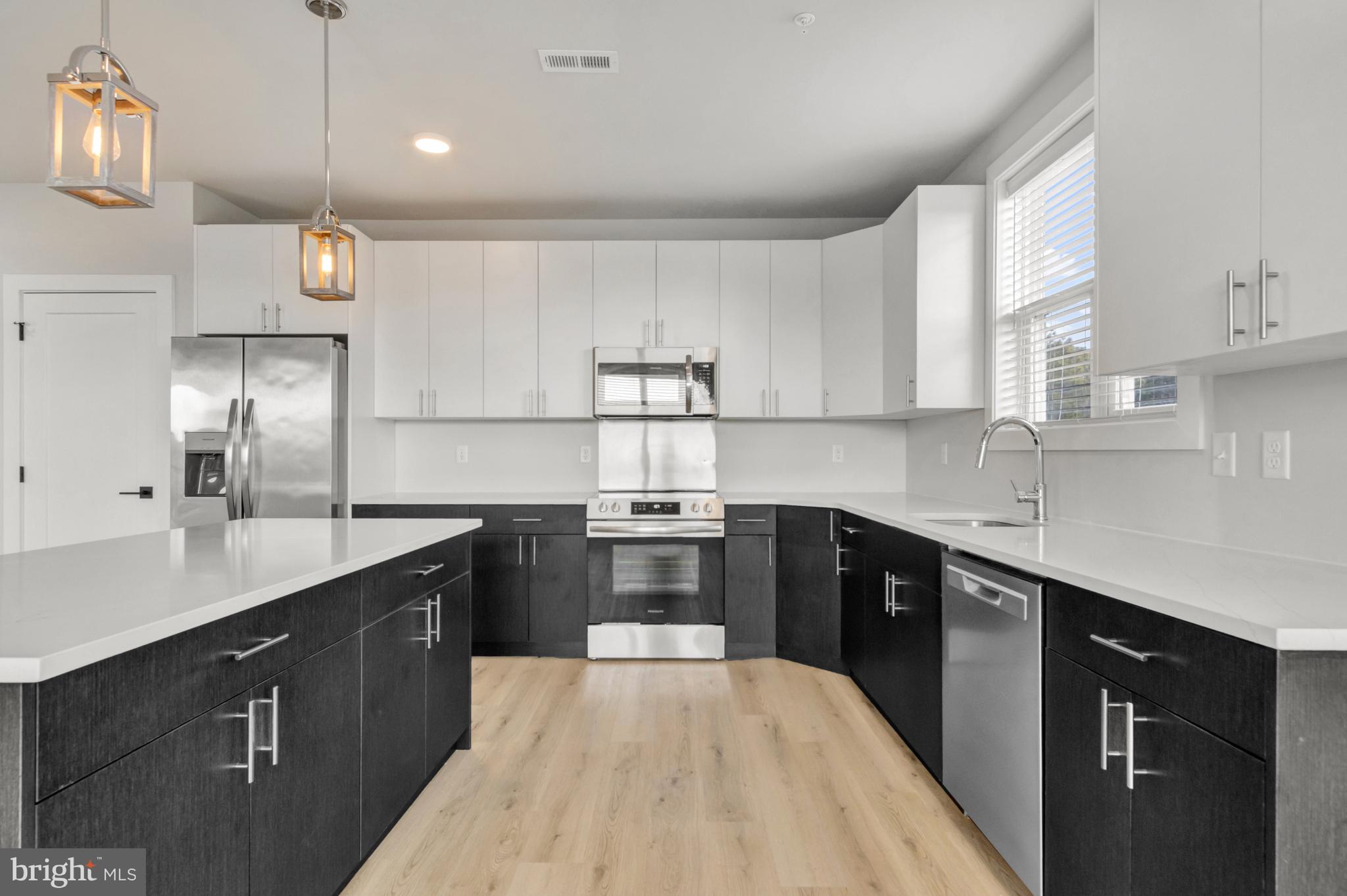 FLATS AT COASTAL STATION - Residential