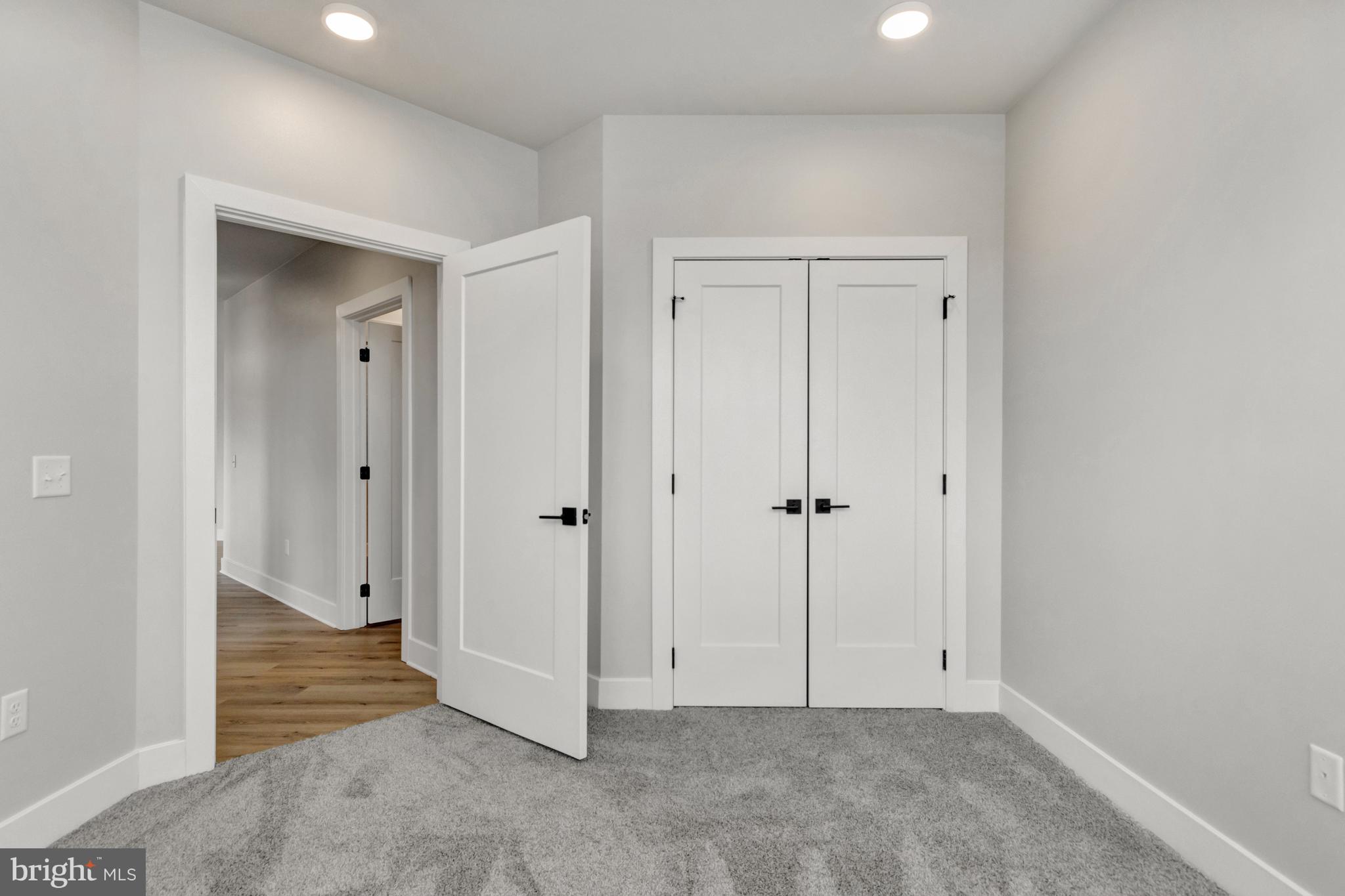 FLATS AT COASTAL STATION - Residential