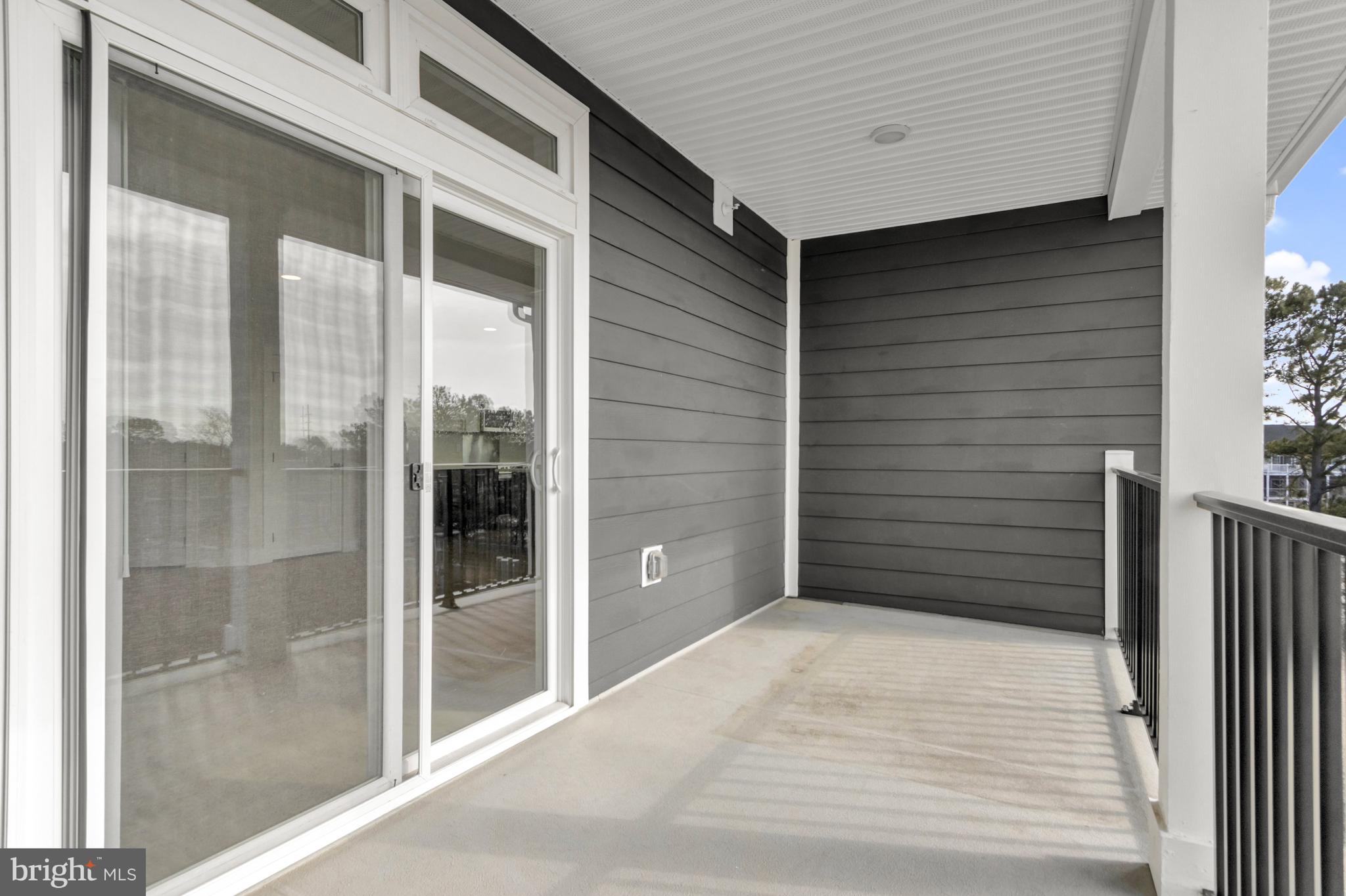 FLATS AT COASTAL STATION - Residential