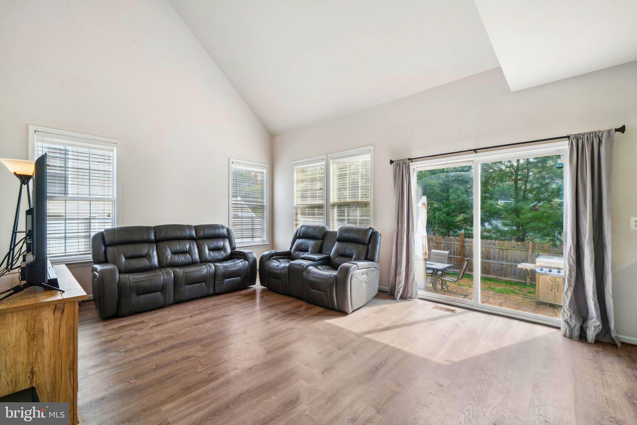 TWIN RIDGE - Residential