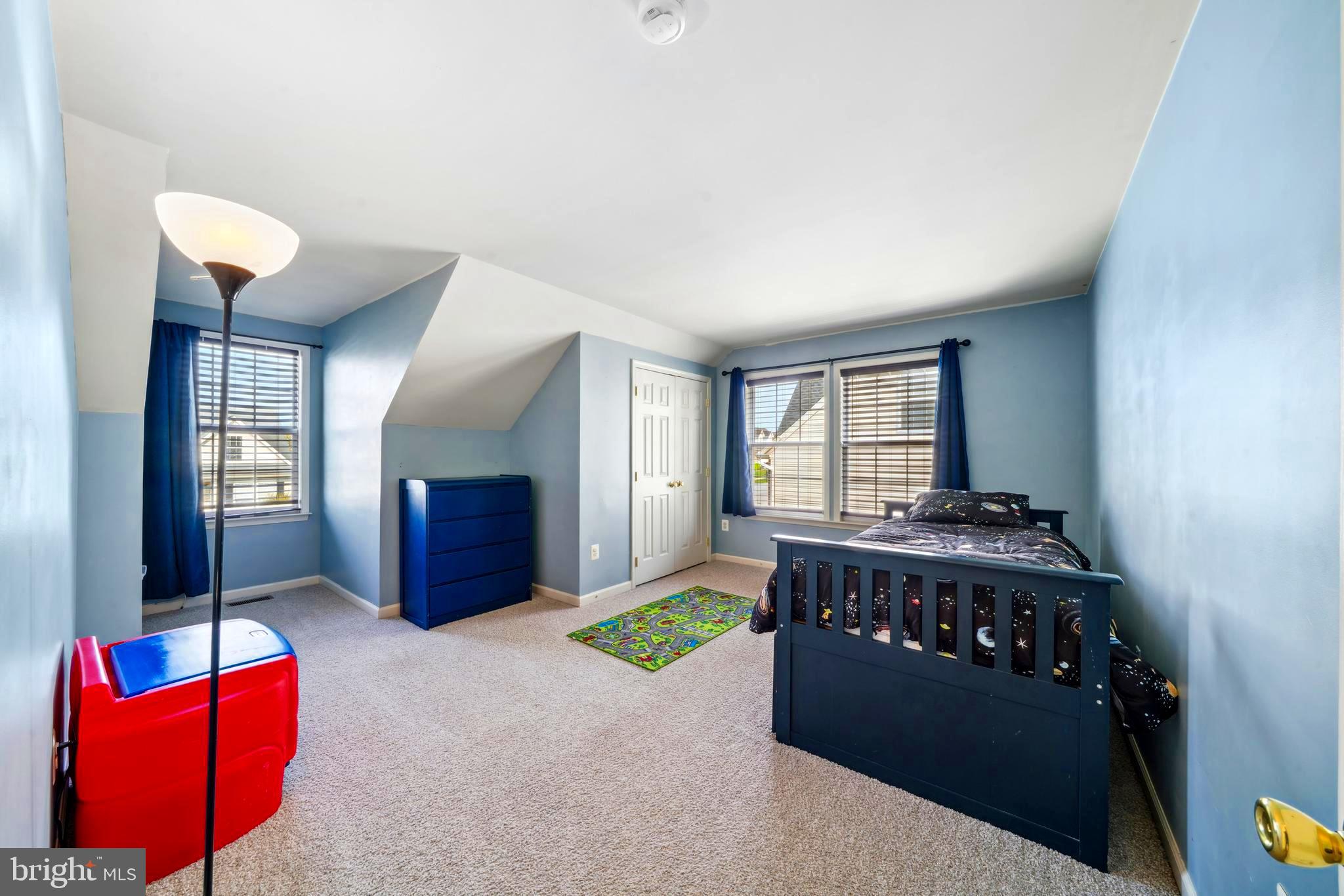 TWIN RIDGE - Residential