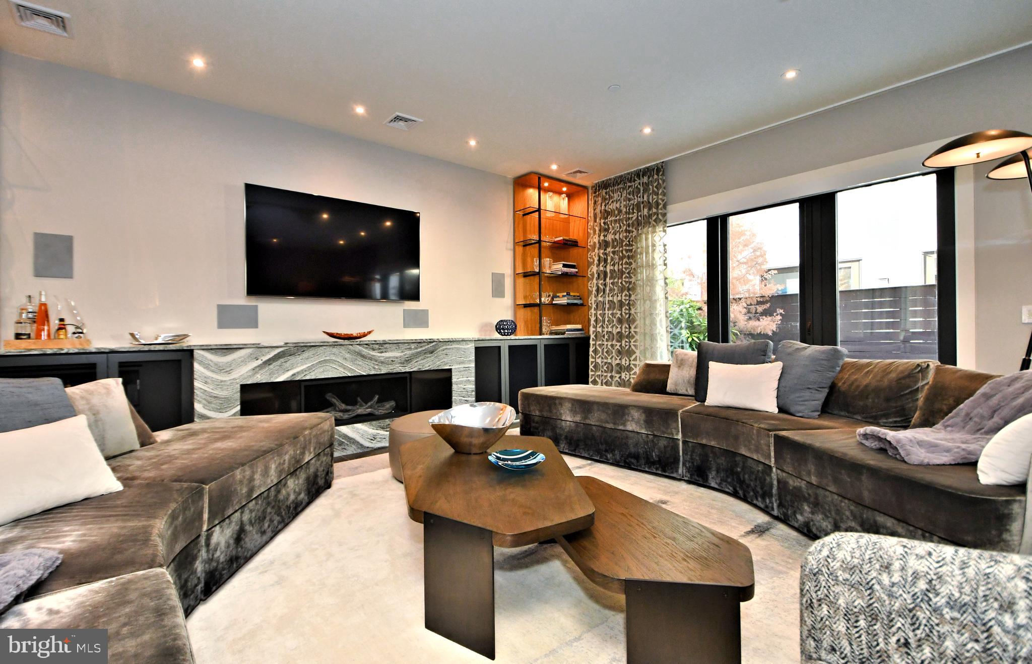 LIBERTY ESTATES - Residential