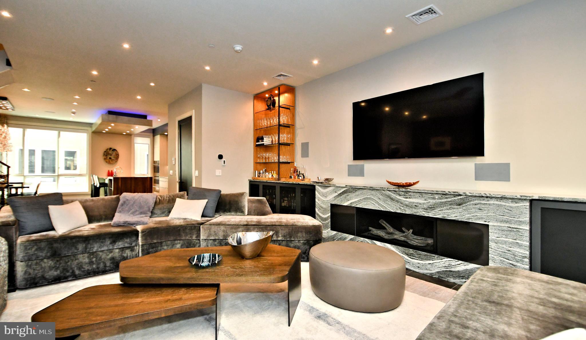 LIBERTY ESTATES - Residential