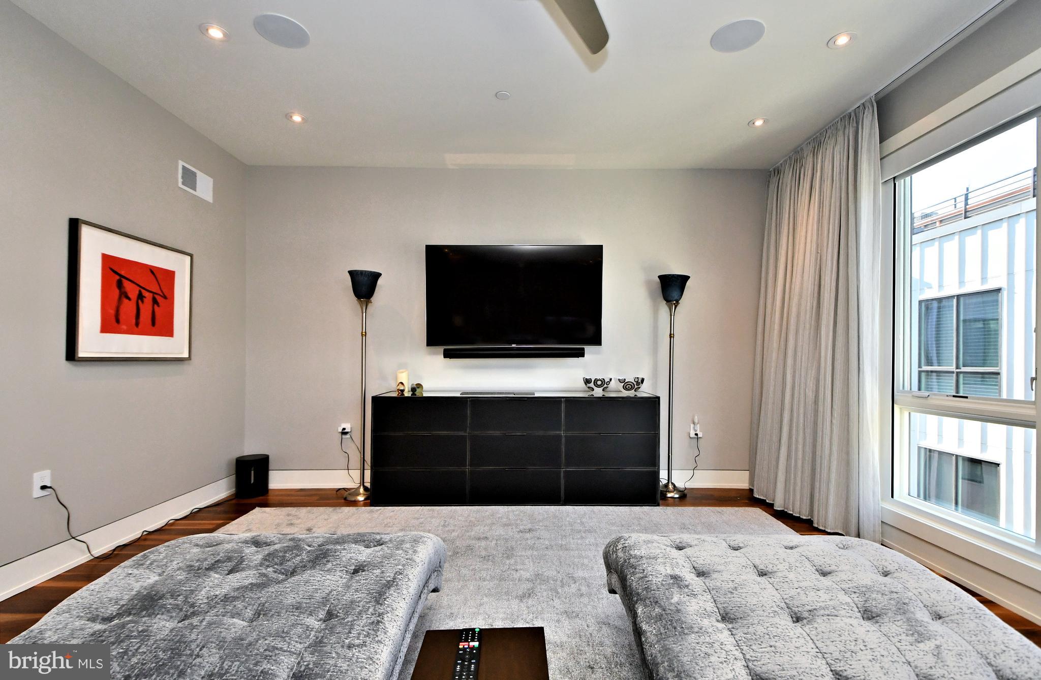 LIBERTY ESTATES - Residential