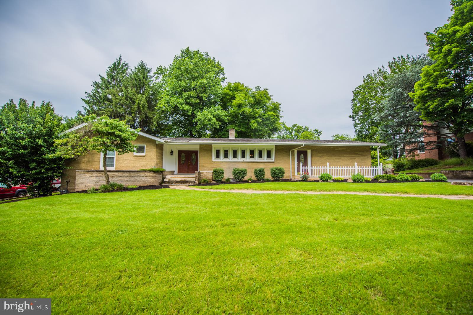 BRIARWOOD - Residential