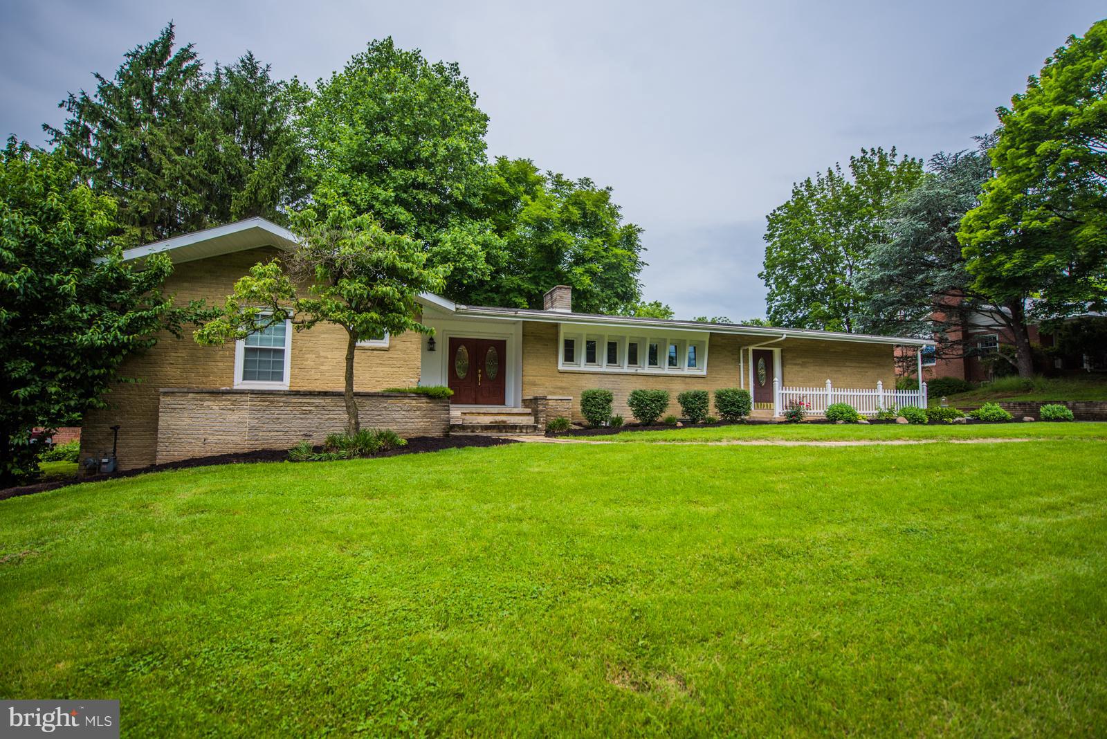 BRIARWOOD - Residential