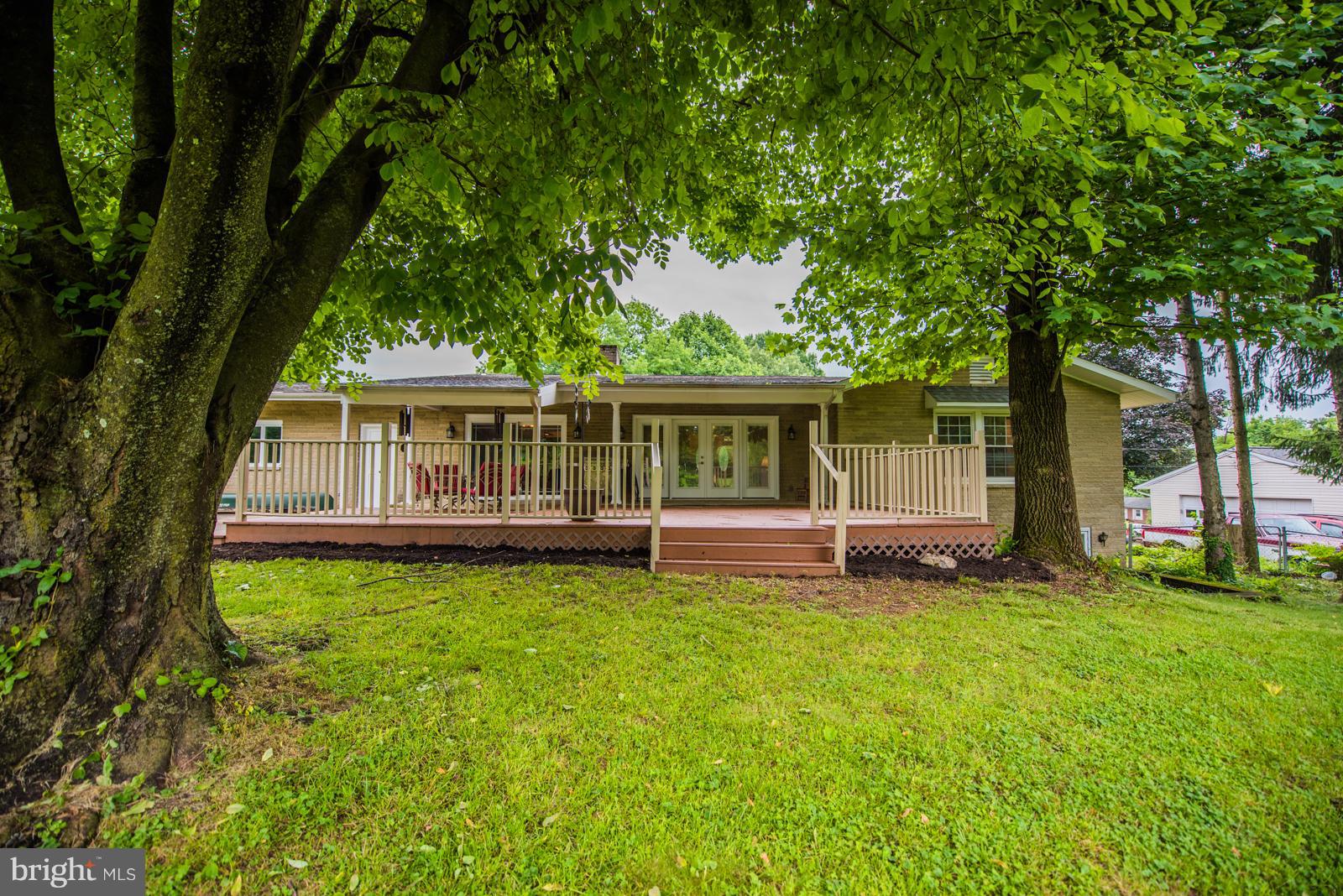 BRIARWOOD - Residential