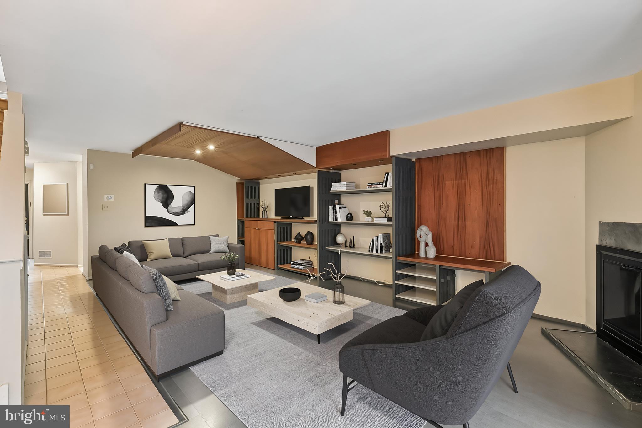 214 N 22ND STREET 30 DR10L AKA 10A
