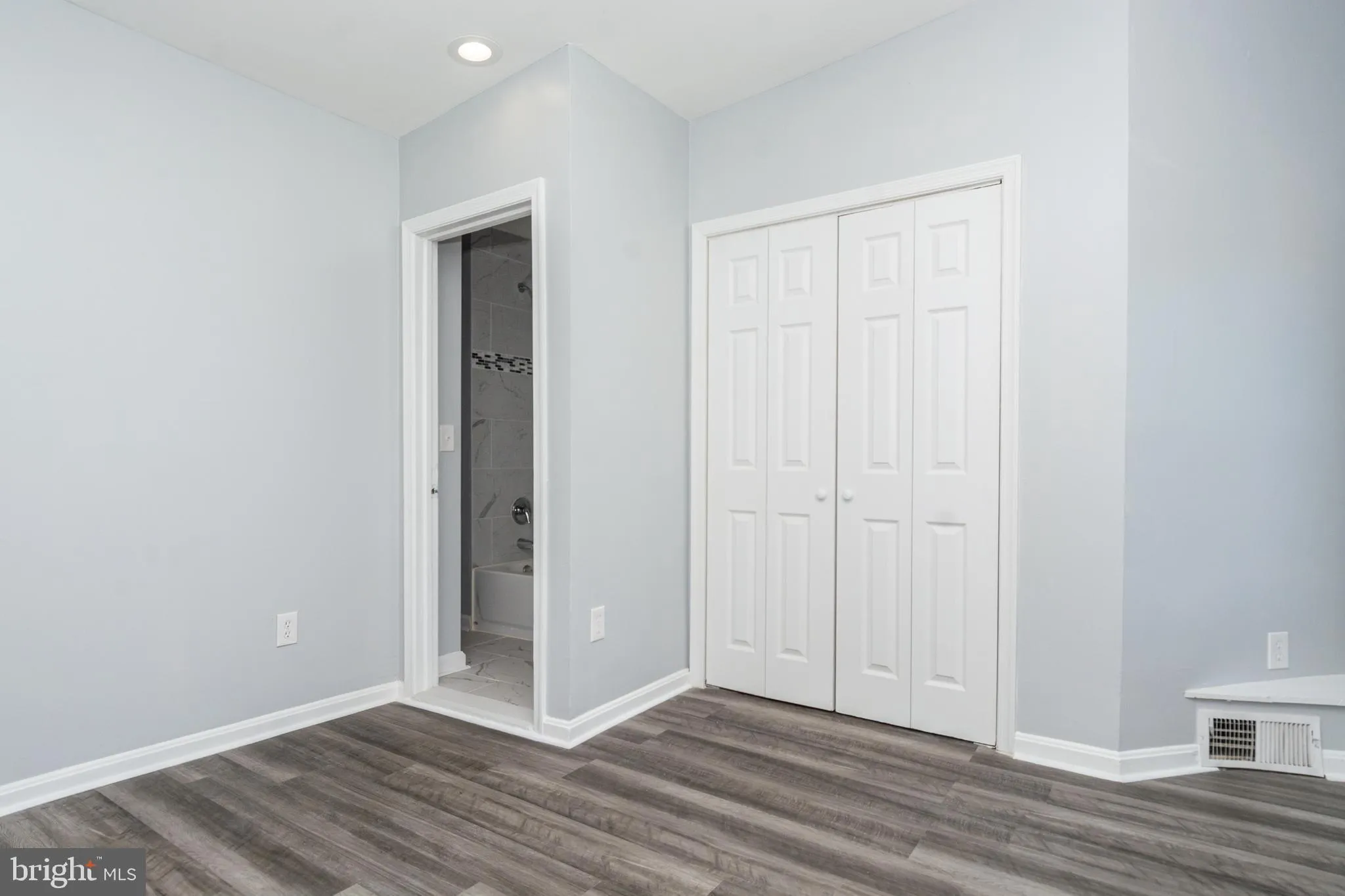 Baltimore, Maryland 21223, United States, 2 Bedrooms Bedrooms, ,1 BathroomBathrooms,Residential,Active,55732
