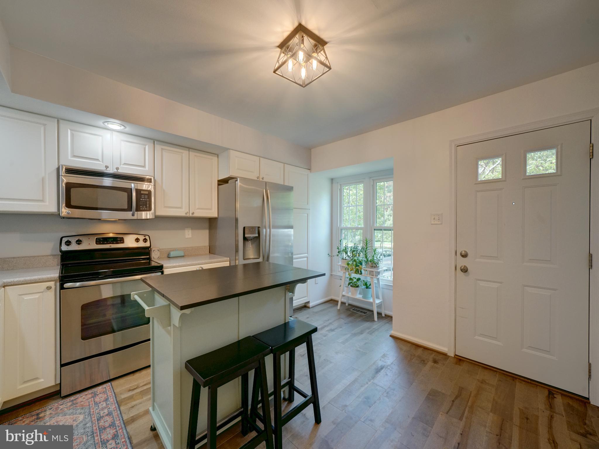 SILVER SPRING CNTRY CLUB - Residential