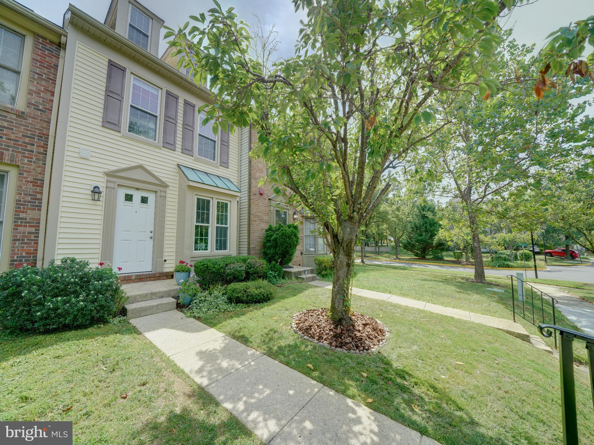 SILVER SPRING CNTRY CLUB - Residential