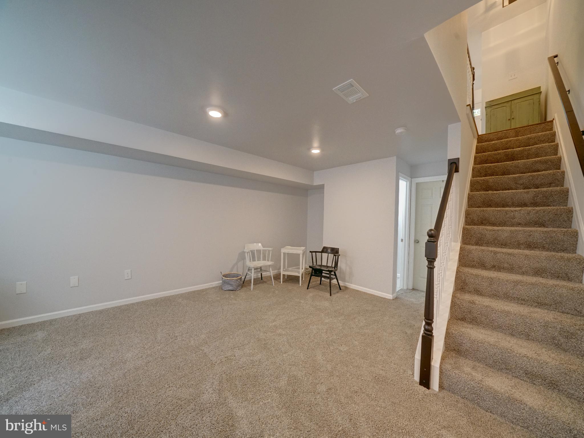 SILVER SPRING CNTRY CLUB - Residential