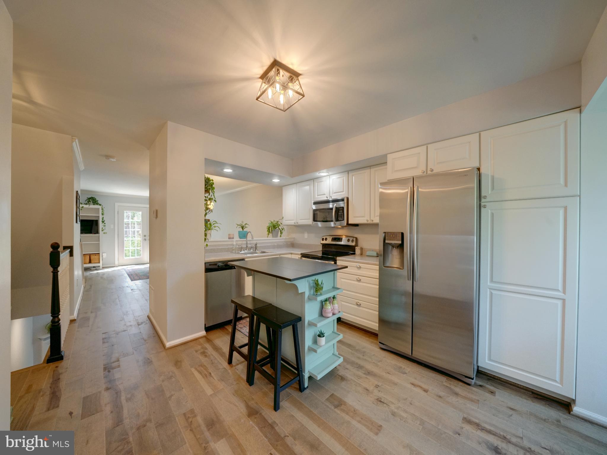 SILVER SPRING CNTRY CLUB - Residential