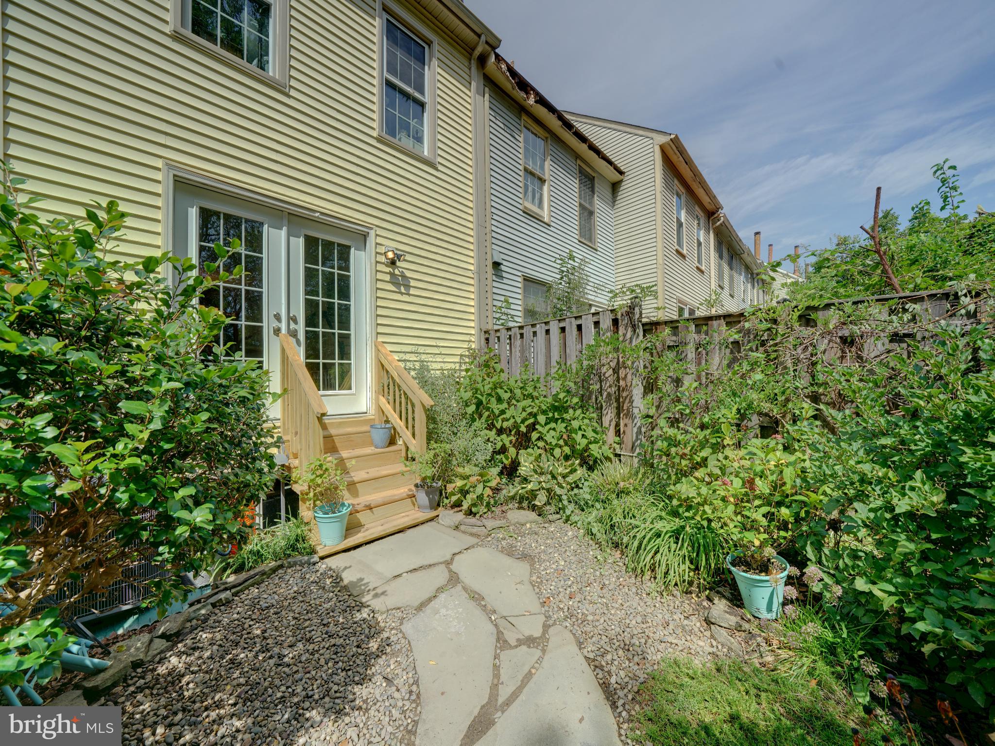 SILVER SPRING CNTRY CLUB - Residential