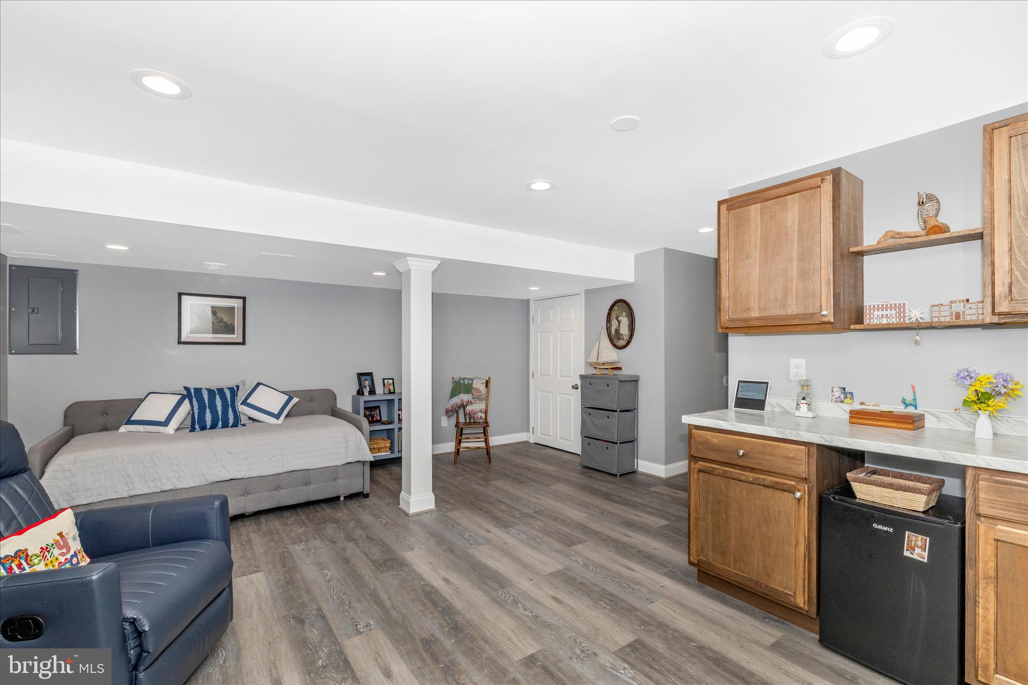 WESTWINDS - Residential