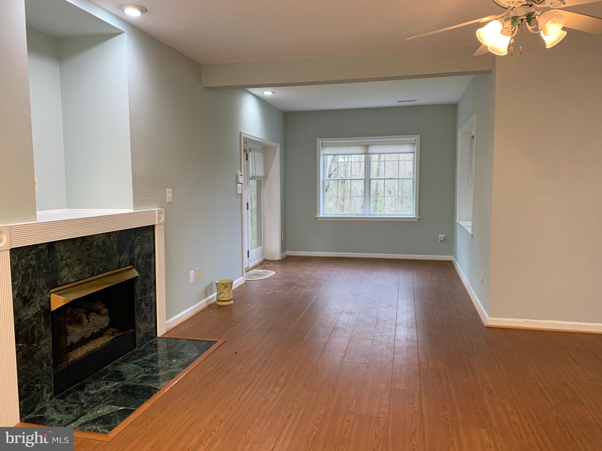 CENTURY OAK - Residential Lease