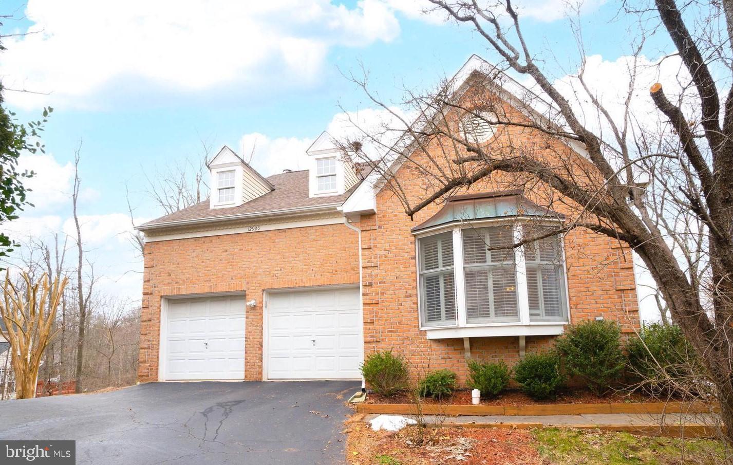 CENTURY OAK - Residential Lease