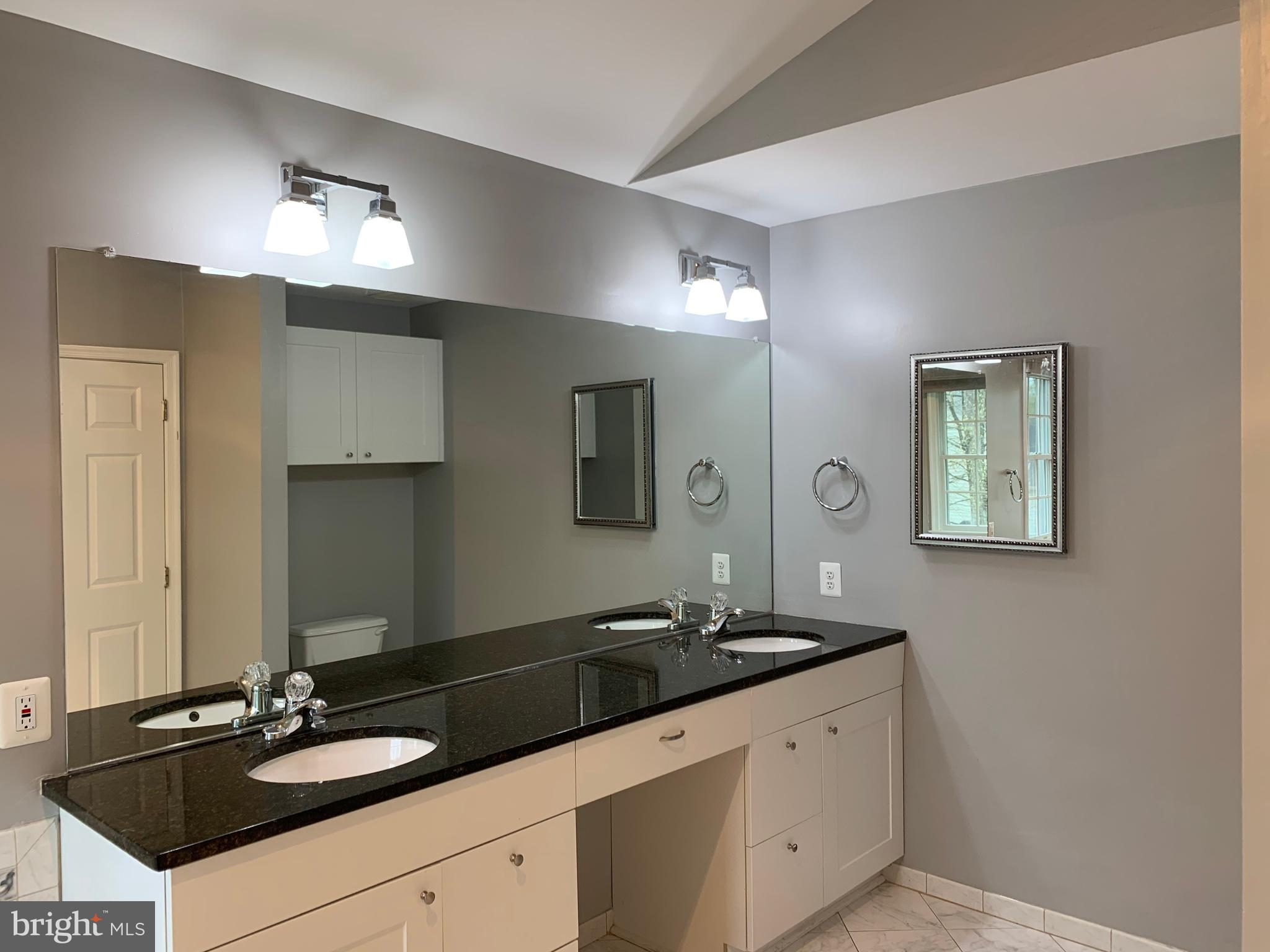 CENTURY OAK - Residential Lease