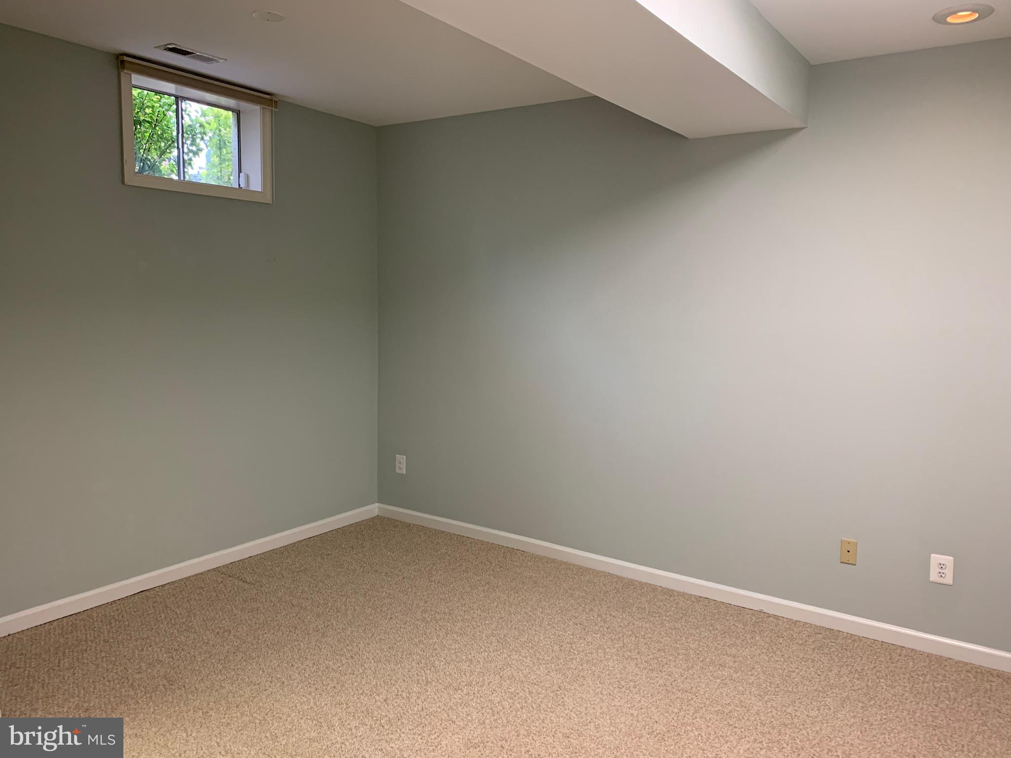 CENTURY OAK - Residential Lease